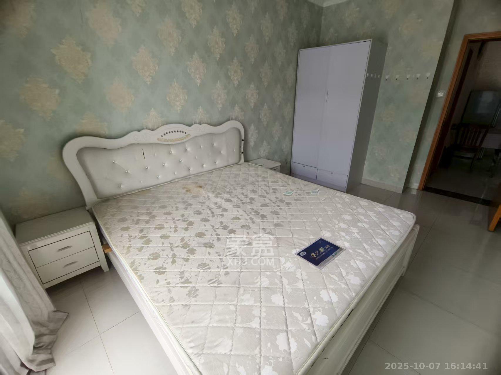 湘腾城市广场  2室2厅1卫    2300.0元/月室内图