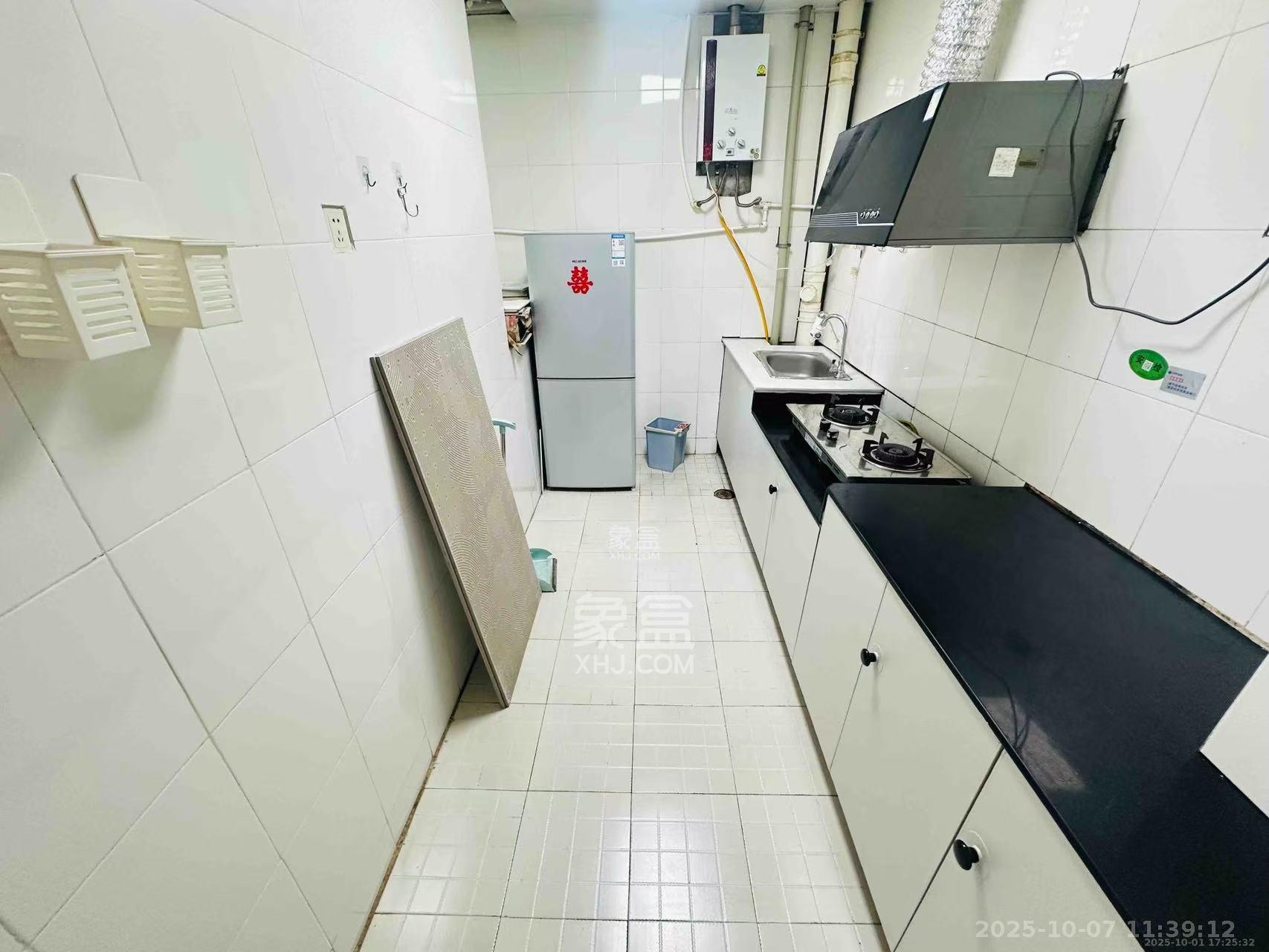 龙王港社区 2室2厅1卫 2480.0元/月 龙王港社区 2室2厅1卫 2480.0元/月室内图