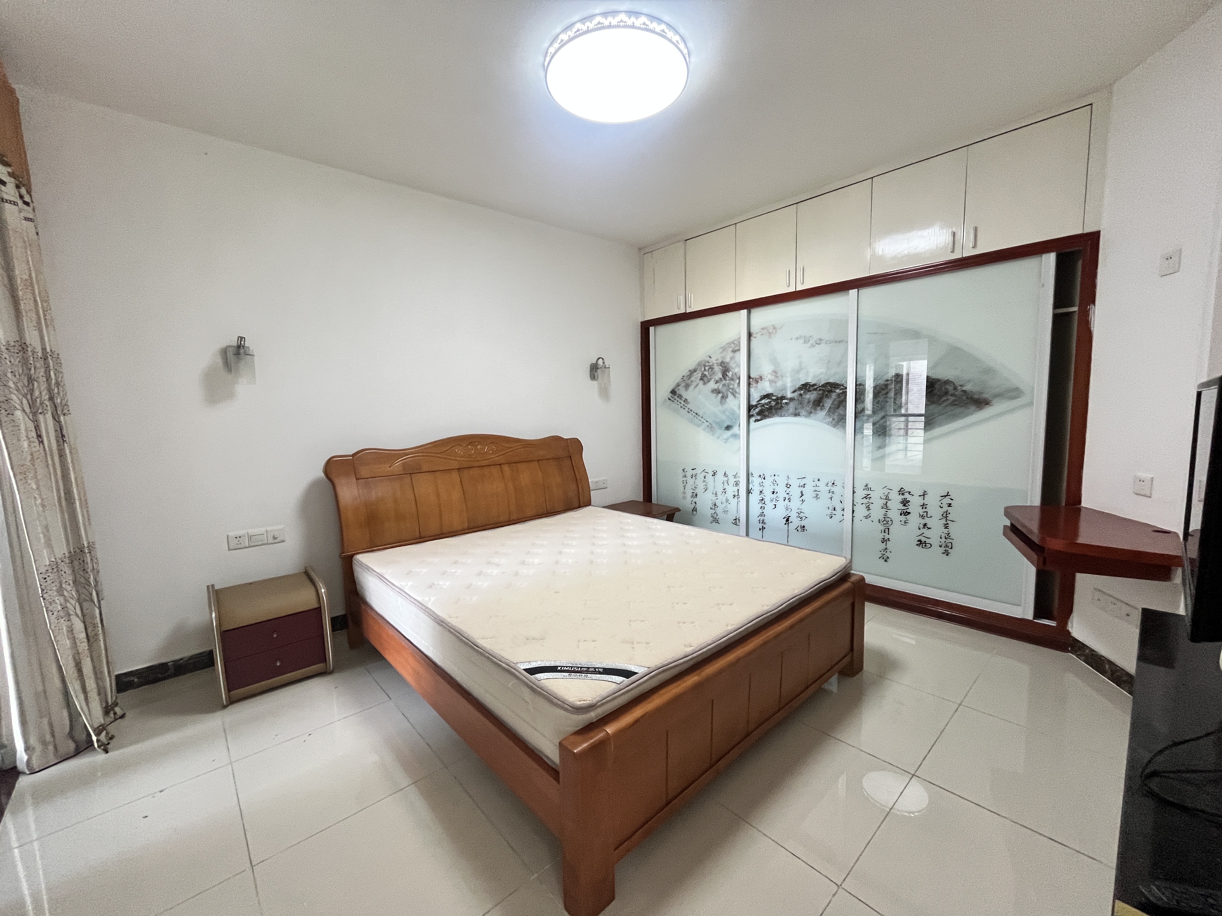 宝华海景 1室1厅1卫 2500.0元/月 宝华海景 1室1厅1卫 2500.0元/月室内图