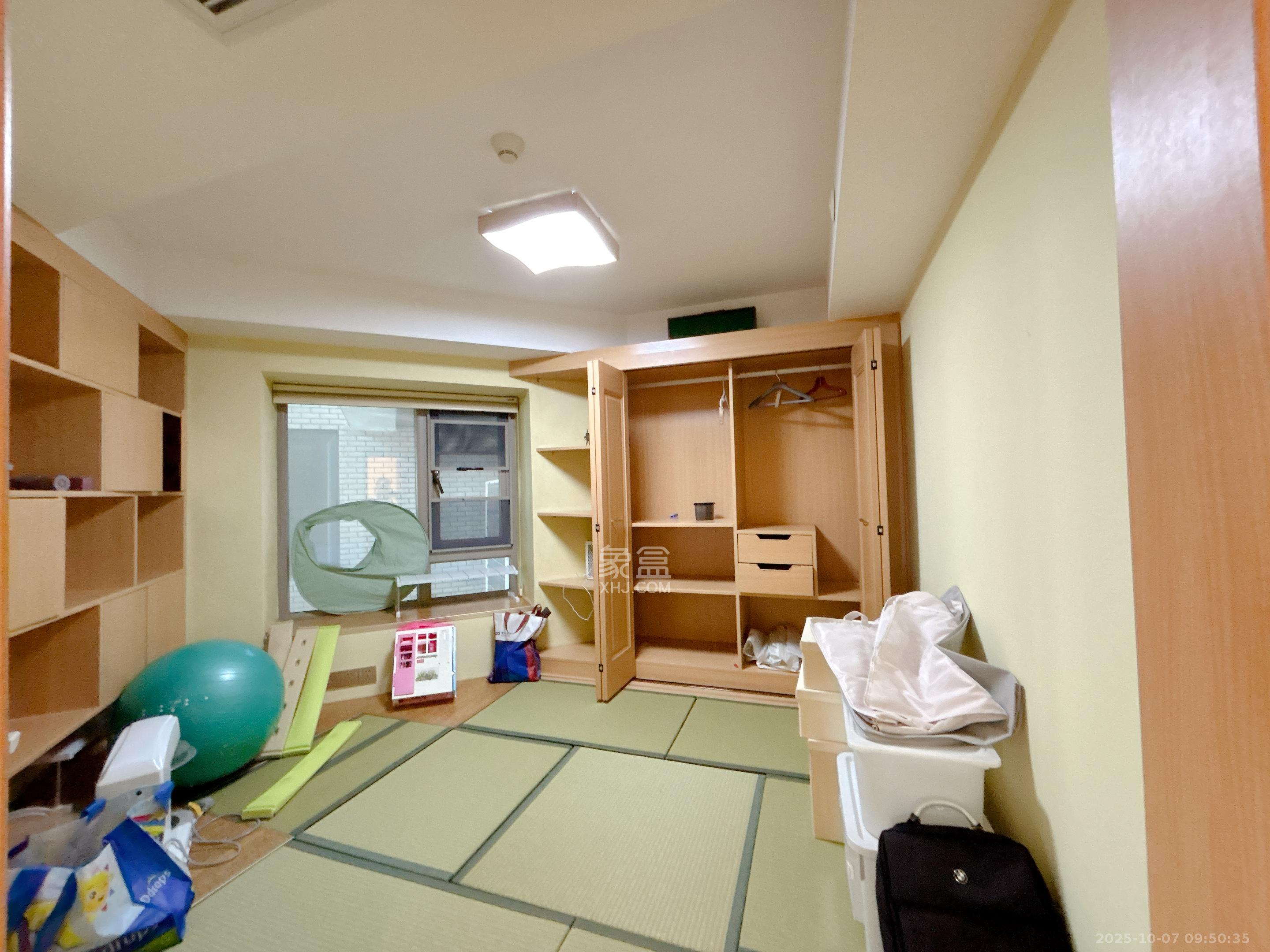 潮宗御苑  3室2厅2卫    8000.0元/月室内图