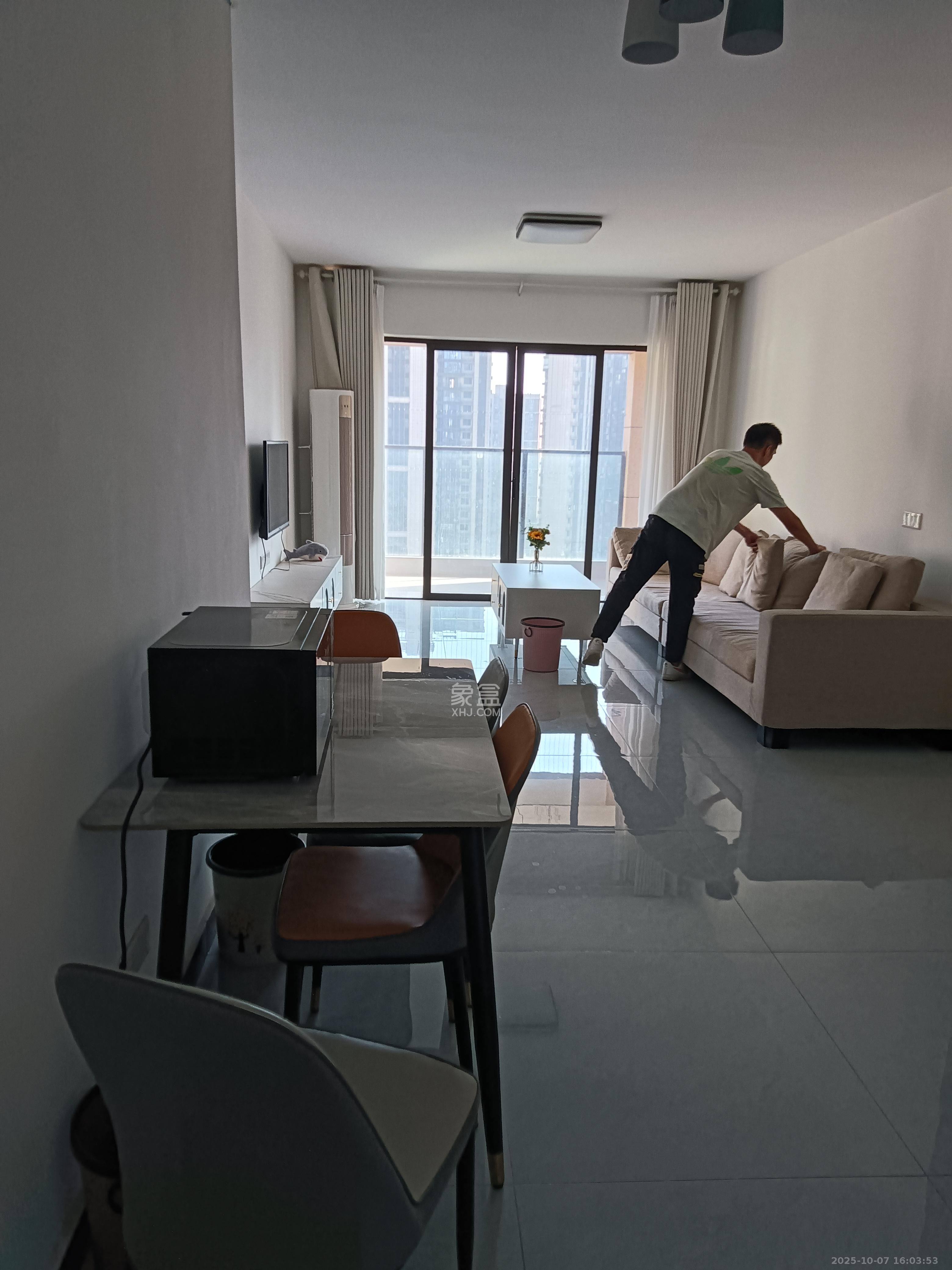 国欣向荣府 4室2厅1卫 3500.0元/月 国欣向荣府 4室2厅1卫 3500.0元/月室内图