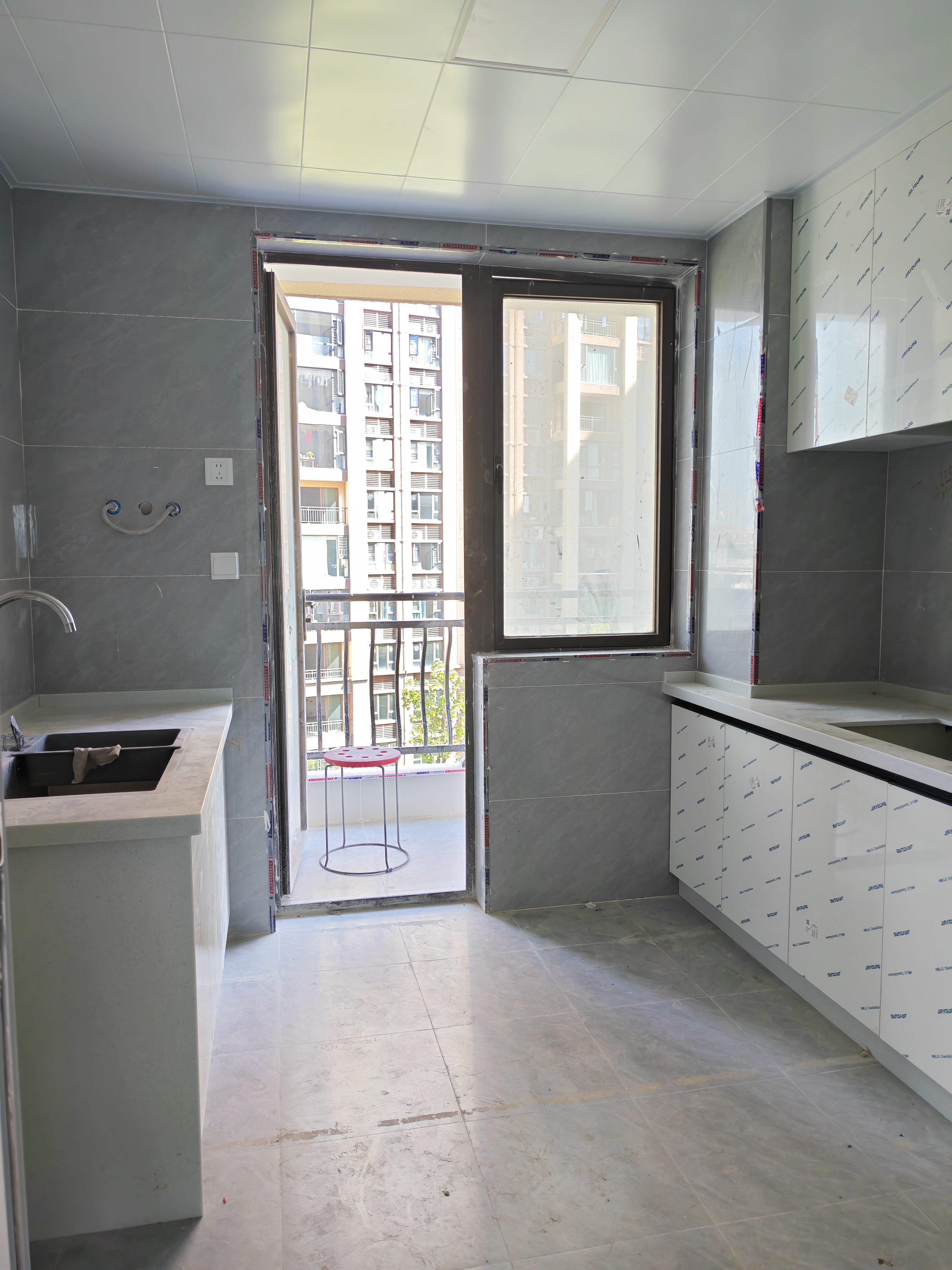 碧桂园锦岸 3室2厅2卫 1900.0元/月 碧桂园锦岸 3室2厅2卫 1900.0元/月室内图