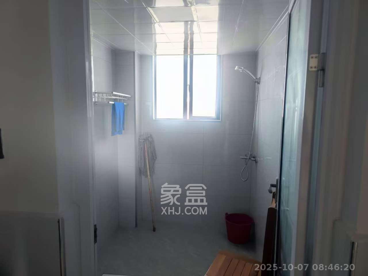 湘府名邸(同力家园) 4室2厅2卫 2400.0元/月 湘府名邸(同力家园) 4室2厅2卫 2400.0元/月室内图