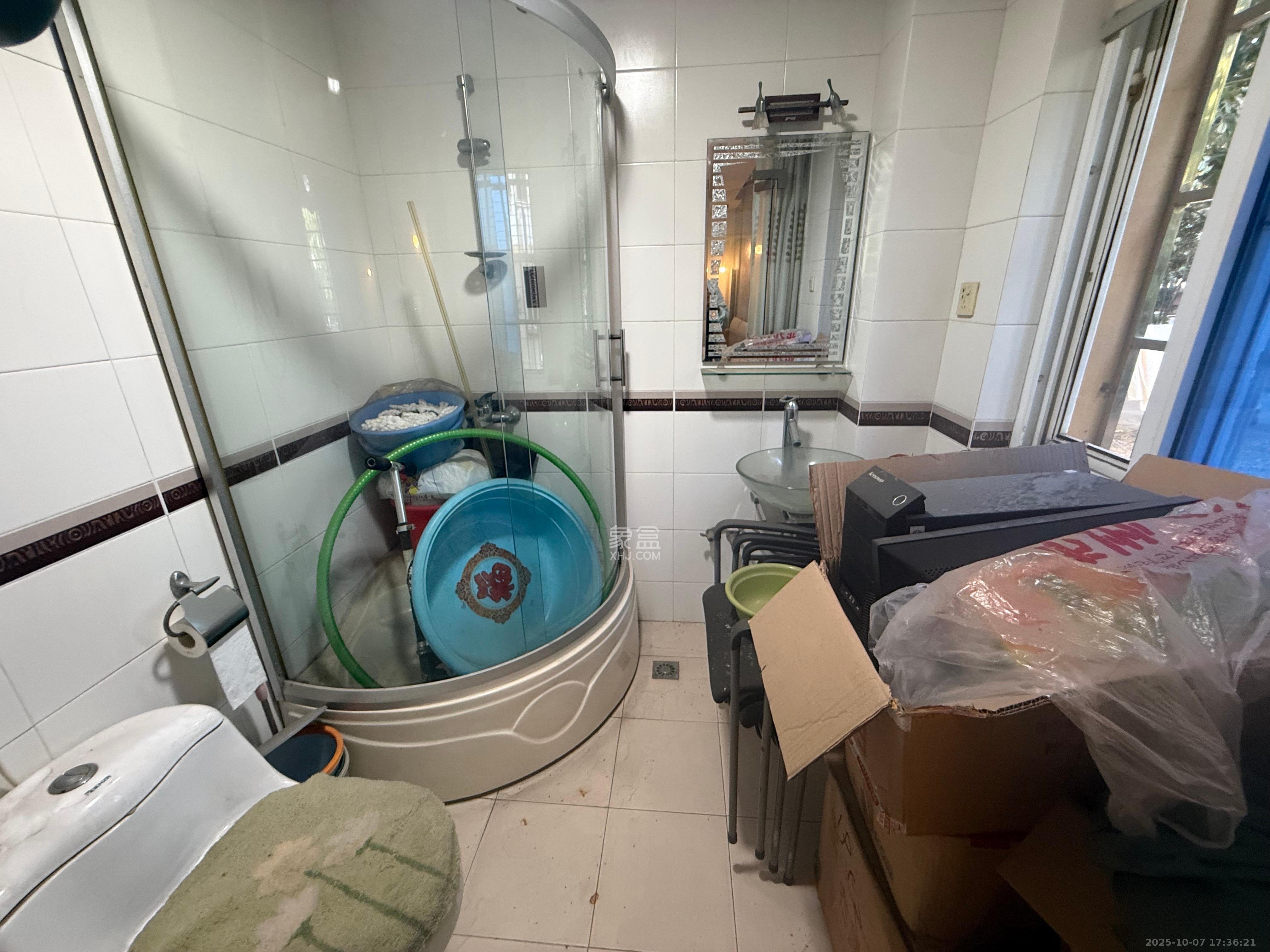 芙蓉苑 2室2厅2卫 2600.0元/月 芙蓉苑 2室2厅2卫 2600.0元/月室内图