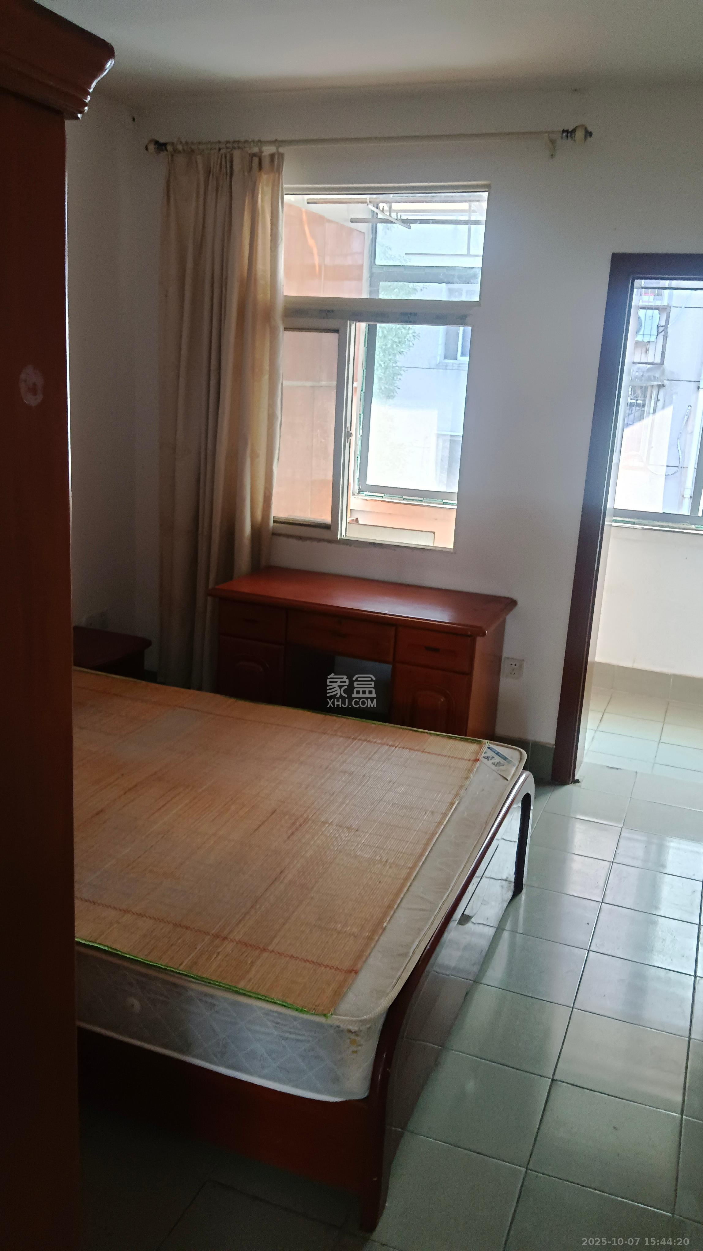 营山巷28号(营山巷小区)  2室1厅1卫    1500.0元/月 营山巷28号(营山巷小区)  2室1厅1卫    1500.0元/月室内图