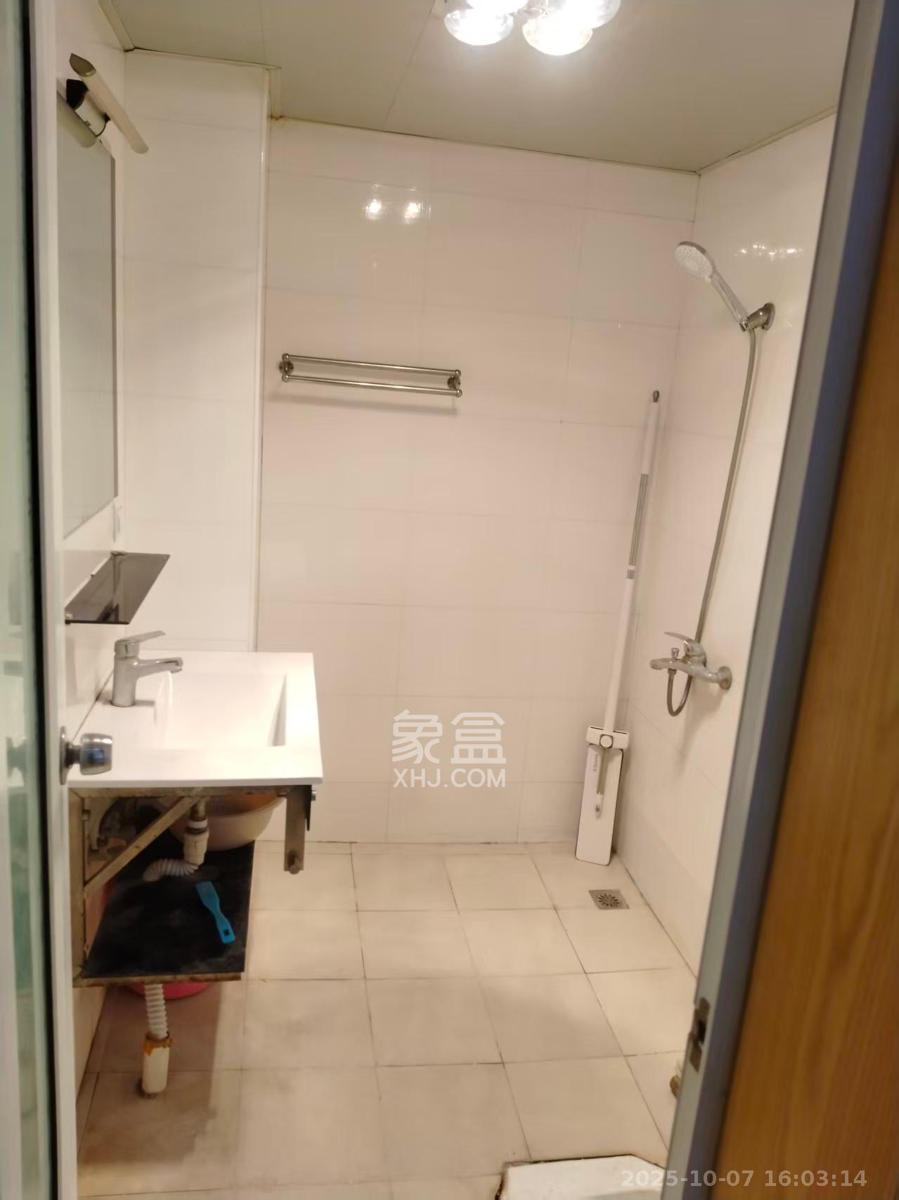 鑫远杰座 2室2厅1卫 1900.0元/月 鑫远杰座 2室2厅1卫 1900.0元/月室内图