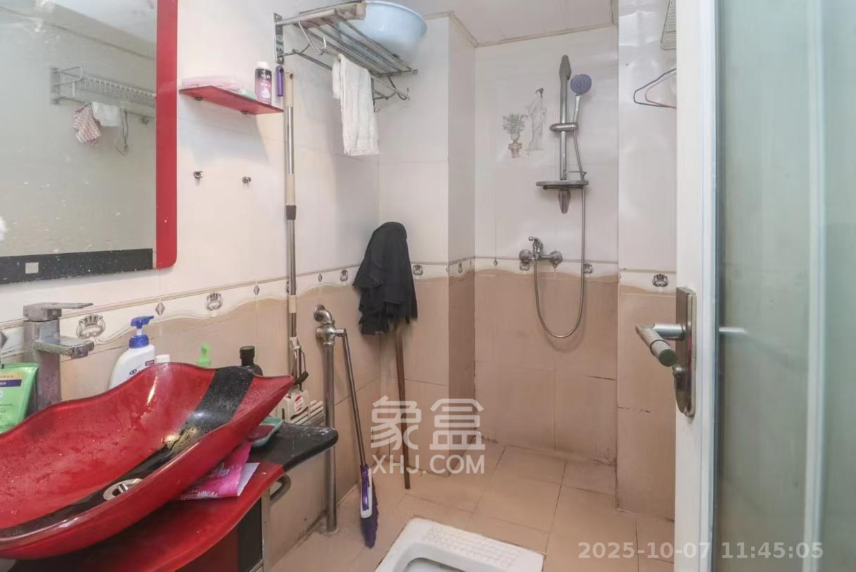 玛依拉山庄  1室1厅1卫    1600.0元/月室内图