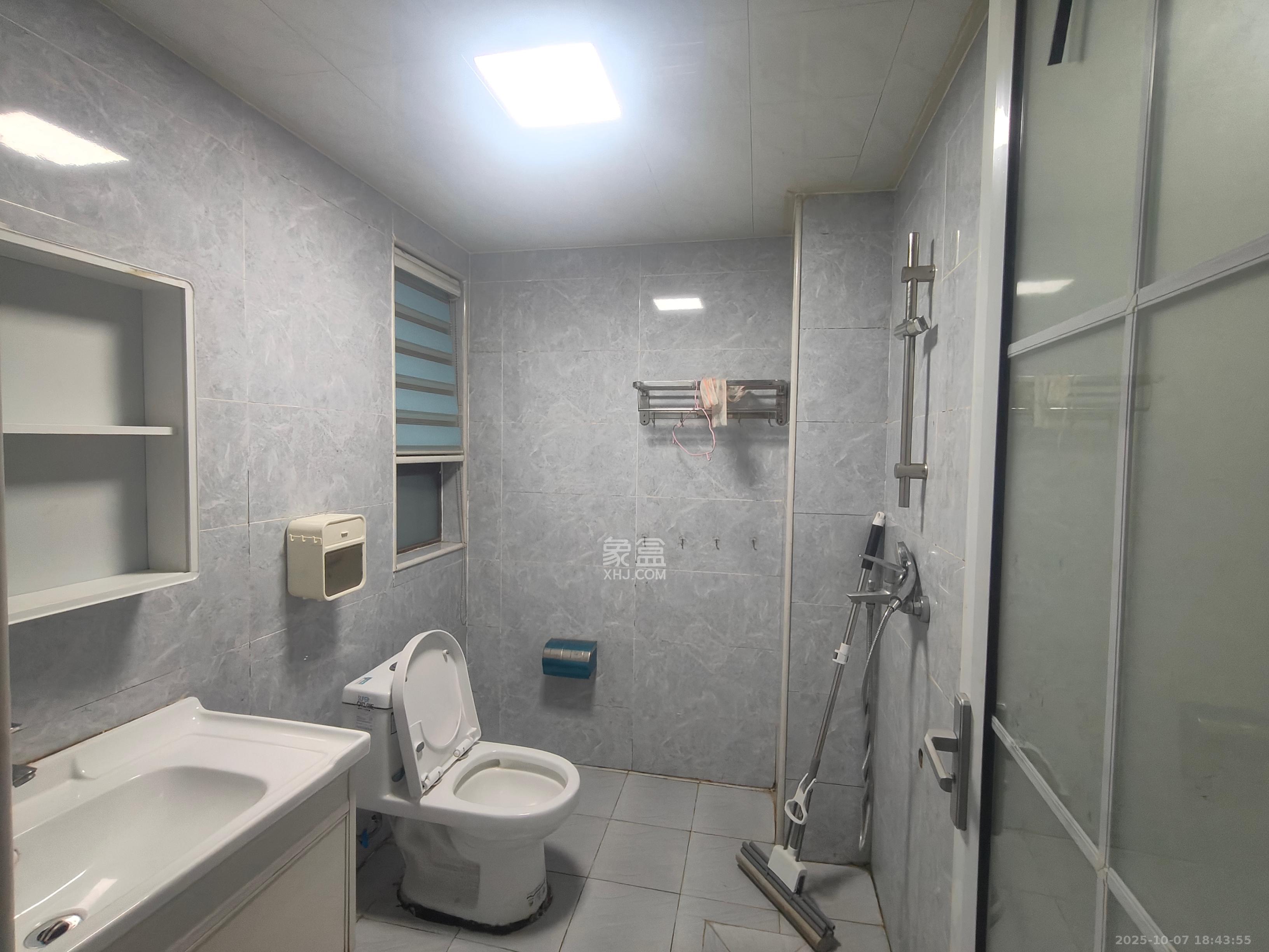 佳兆业云顶梅溪湖（佳兆业梅溪荟）  3室2厅2卫    2600.0元/月室内图