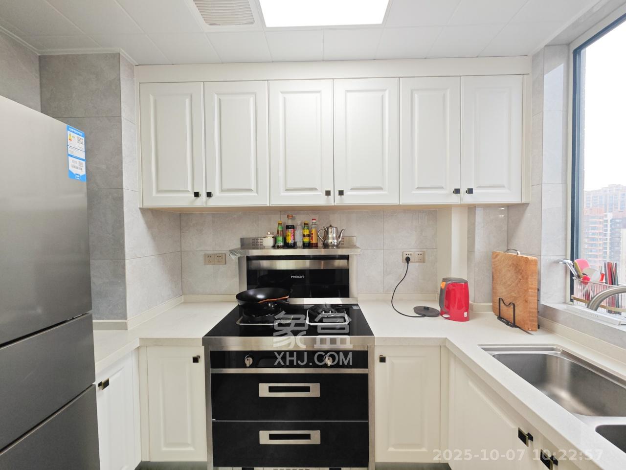 五矿万境水岸三期  3室2厅1卫    3000.0元/月室内图