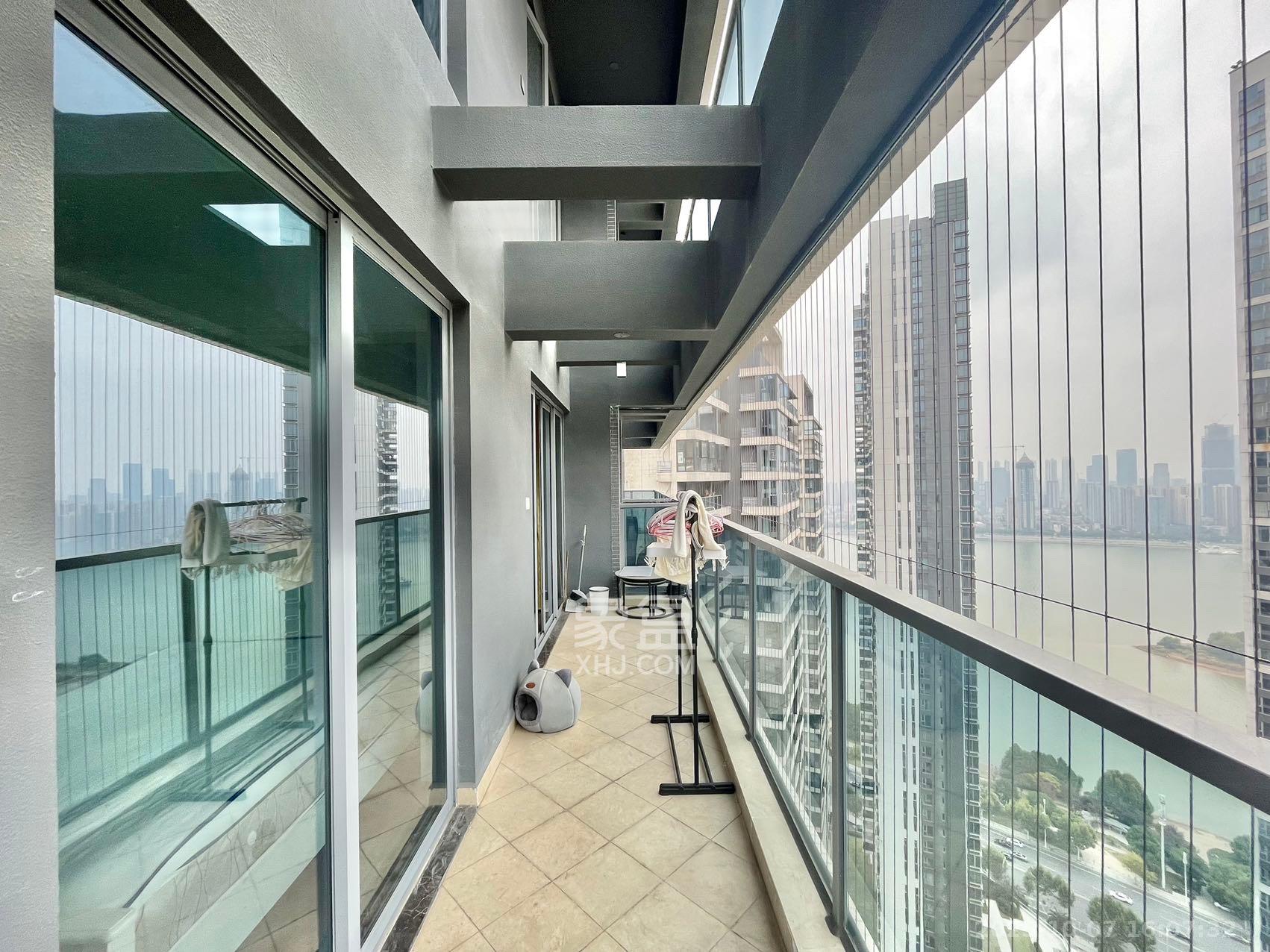 保利天禧C区 3室2厅2卫 3800.0元/月 保利天禧C区 3室2厅2卫 3800.0元/月室内图