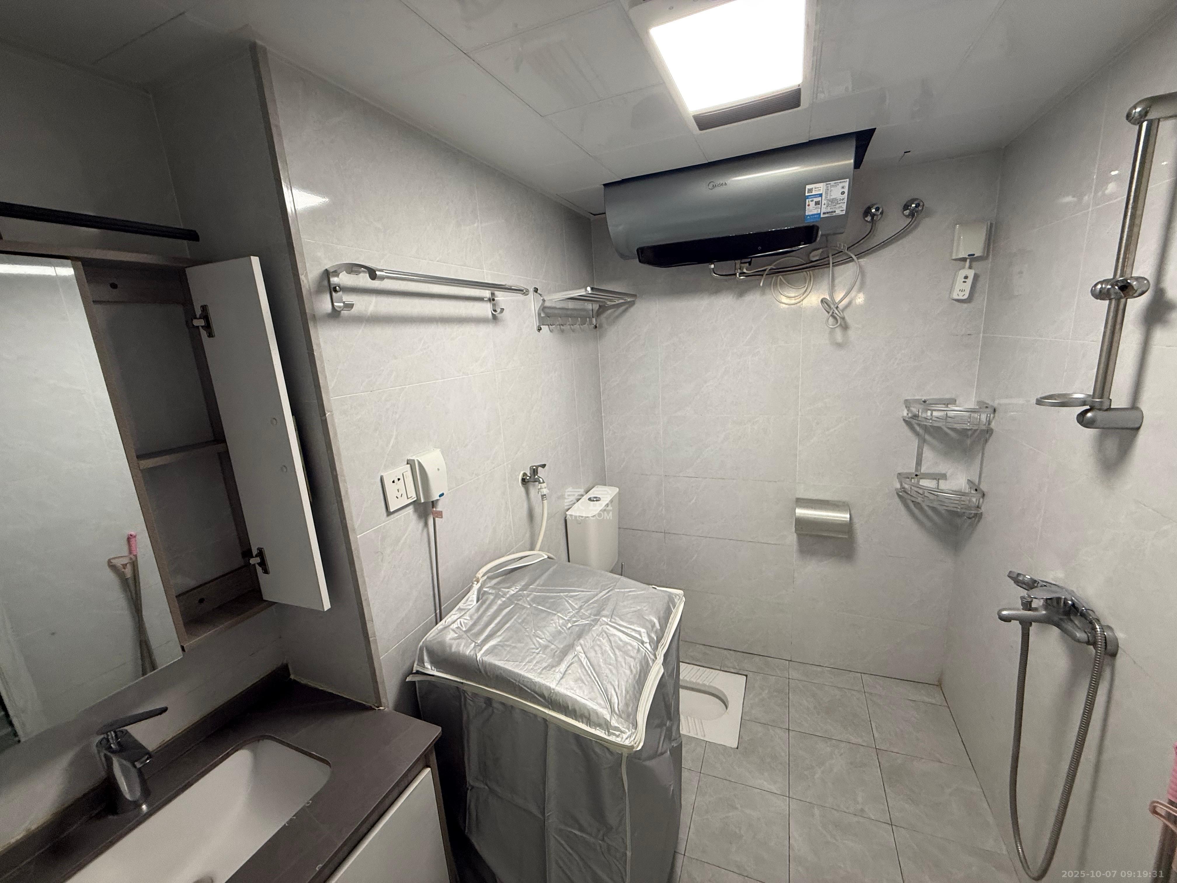 三重星都心 1室1厅1卫 1700.0元/月 三重星都心 1室1厅1卫 1700.0元/月室内图