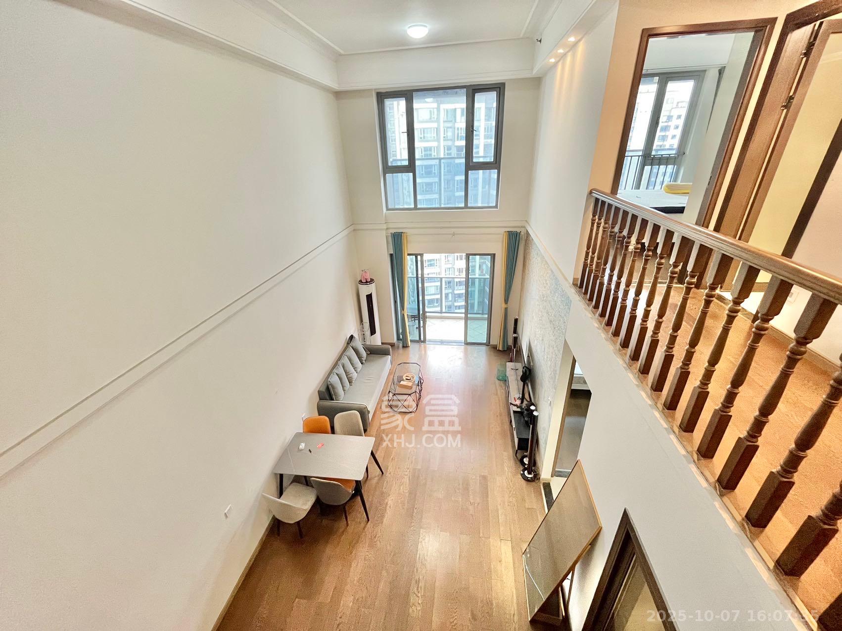 保利天禧C区  3室2厅2卫    3800.0元/月室内图