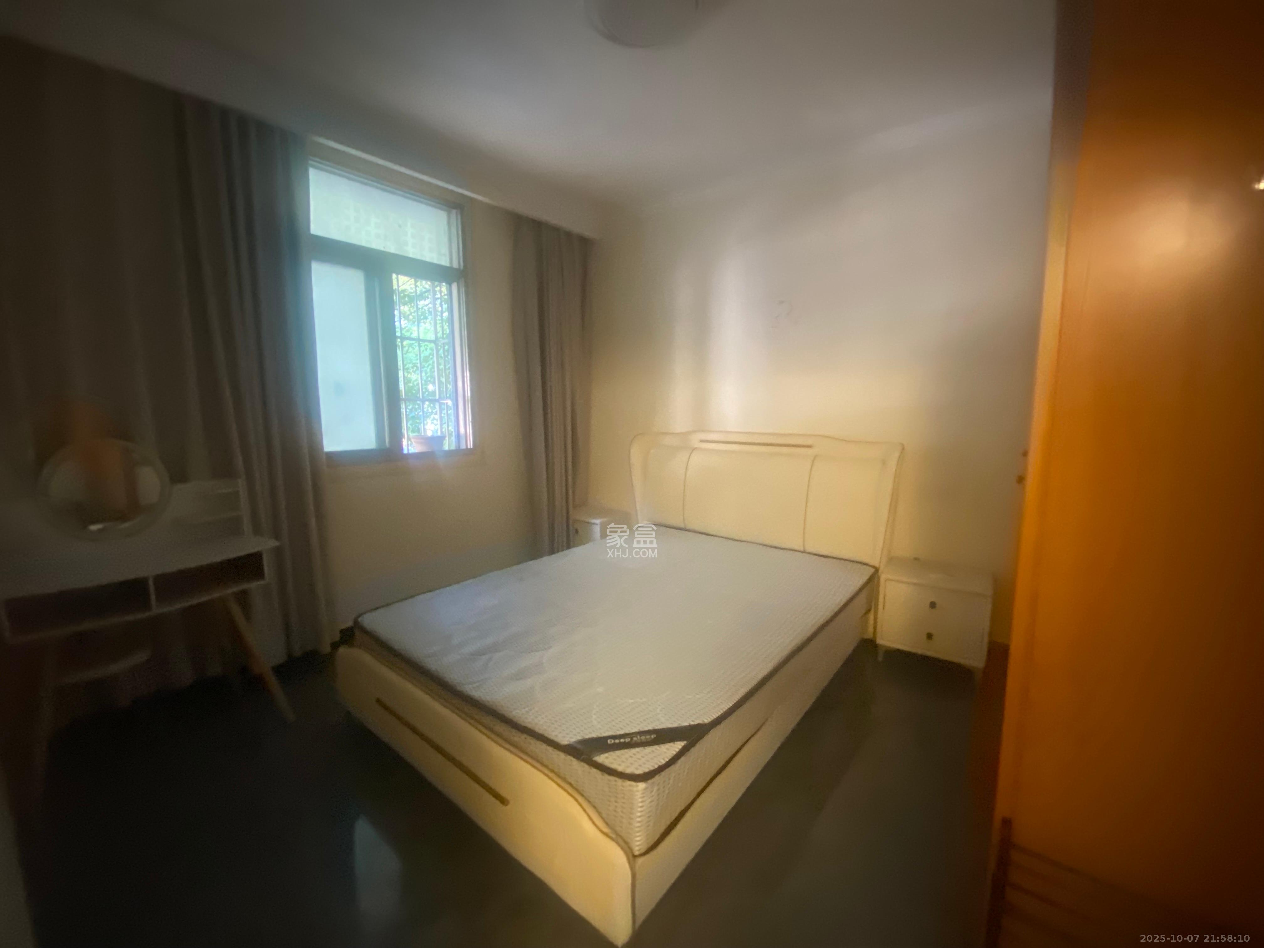 四方商贸城  1室0厅0卫    900.0元/月室内图