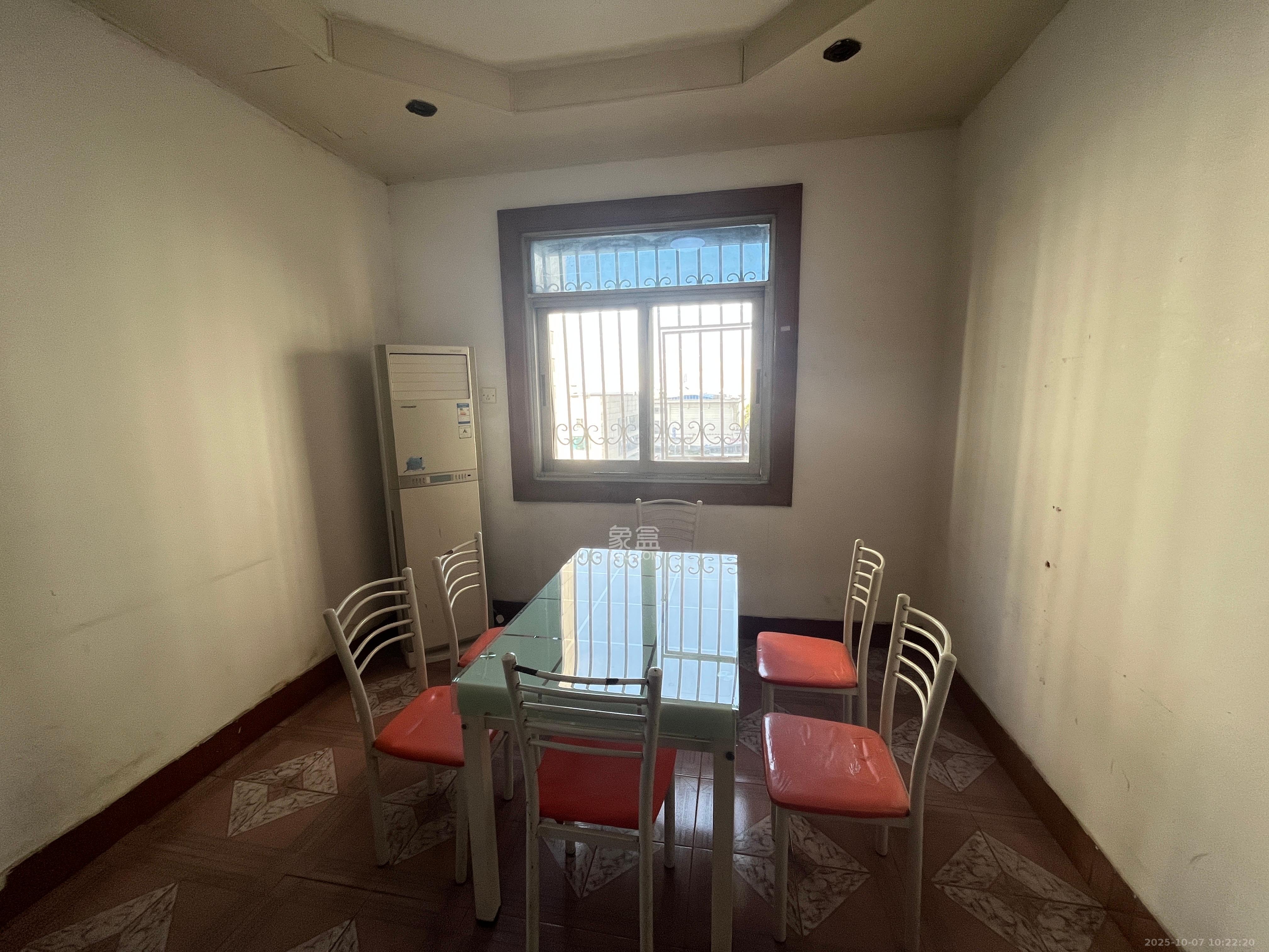 五一东村 2室1厅1卫 1500.0元/月 五一东村 2室1厅1卫 1500.0元/月室内图