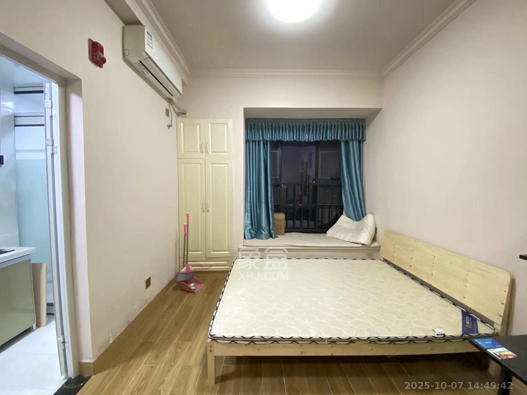 荣悦台  1室1厅1卫    1650.0元/月 荣悦台  1室1厅1卫    1650.0元/月