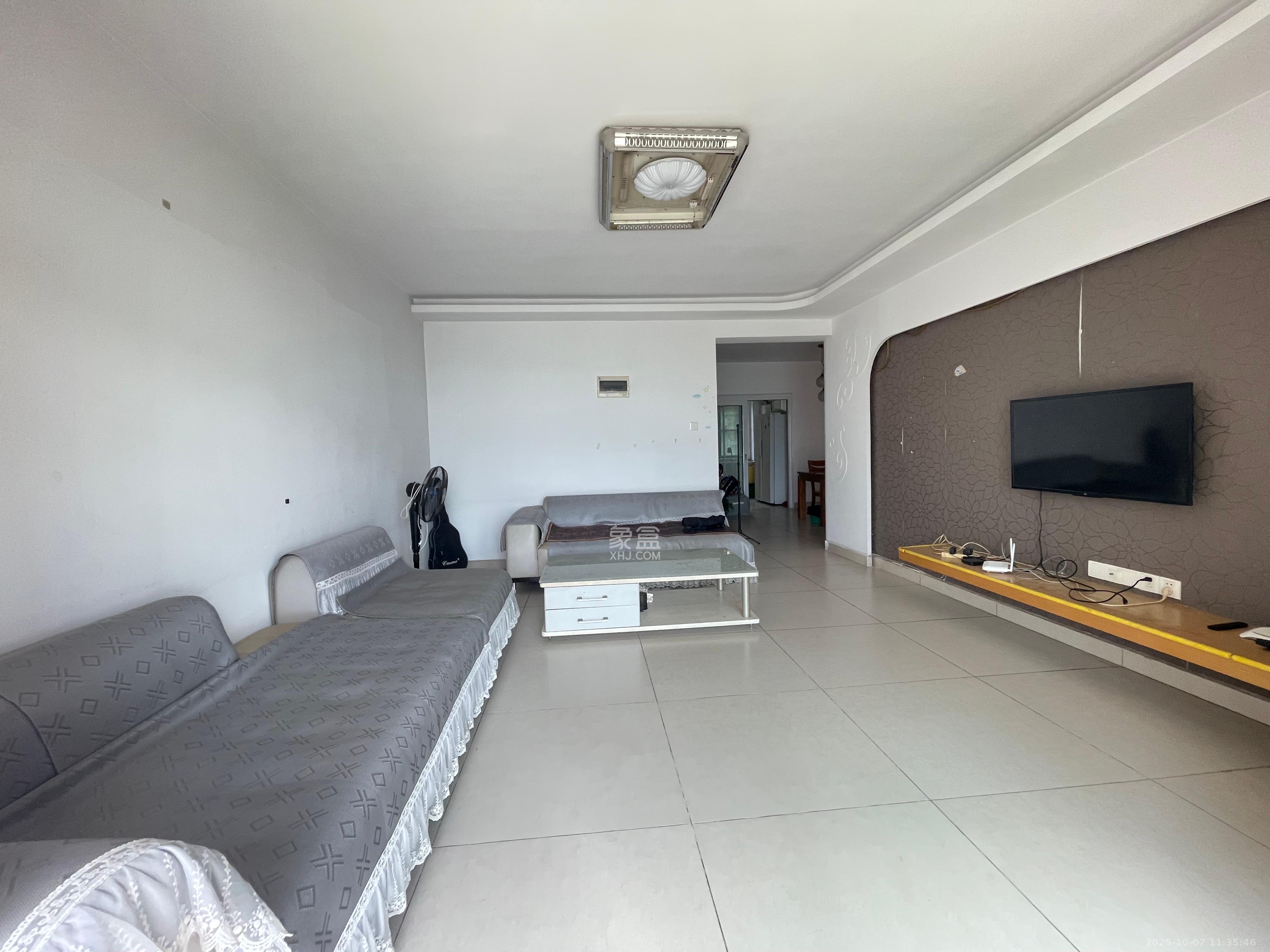 观湖苑(长沙映像) 3室2厅2卫 2800.0元/月 观湖苑(长沙映像) 3室2厅2卫 2800.0元/月室内图