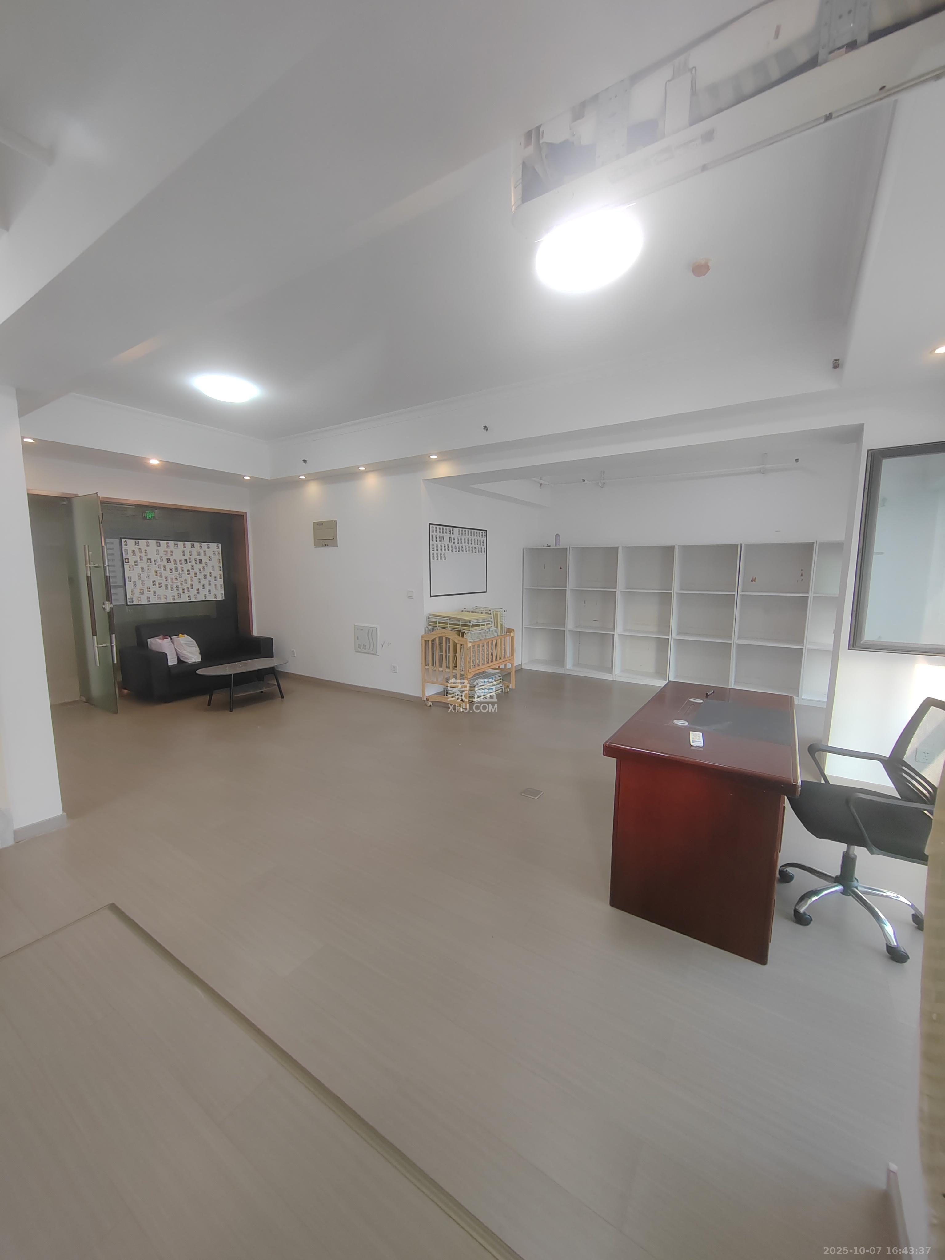 北辰三角洲B1E1区  1室0厅0卫    3500.0元/月室内图