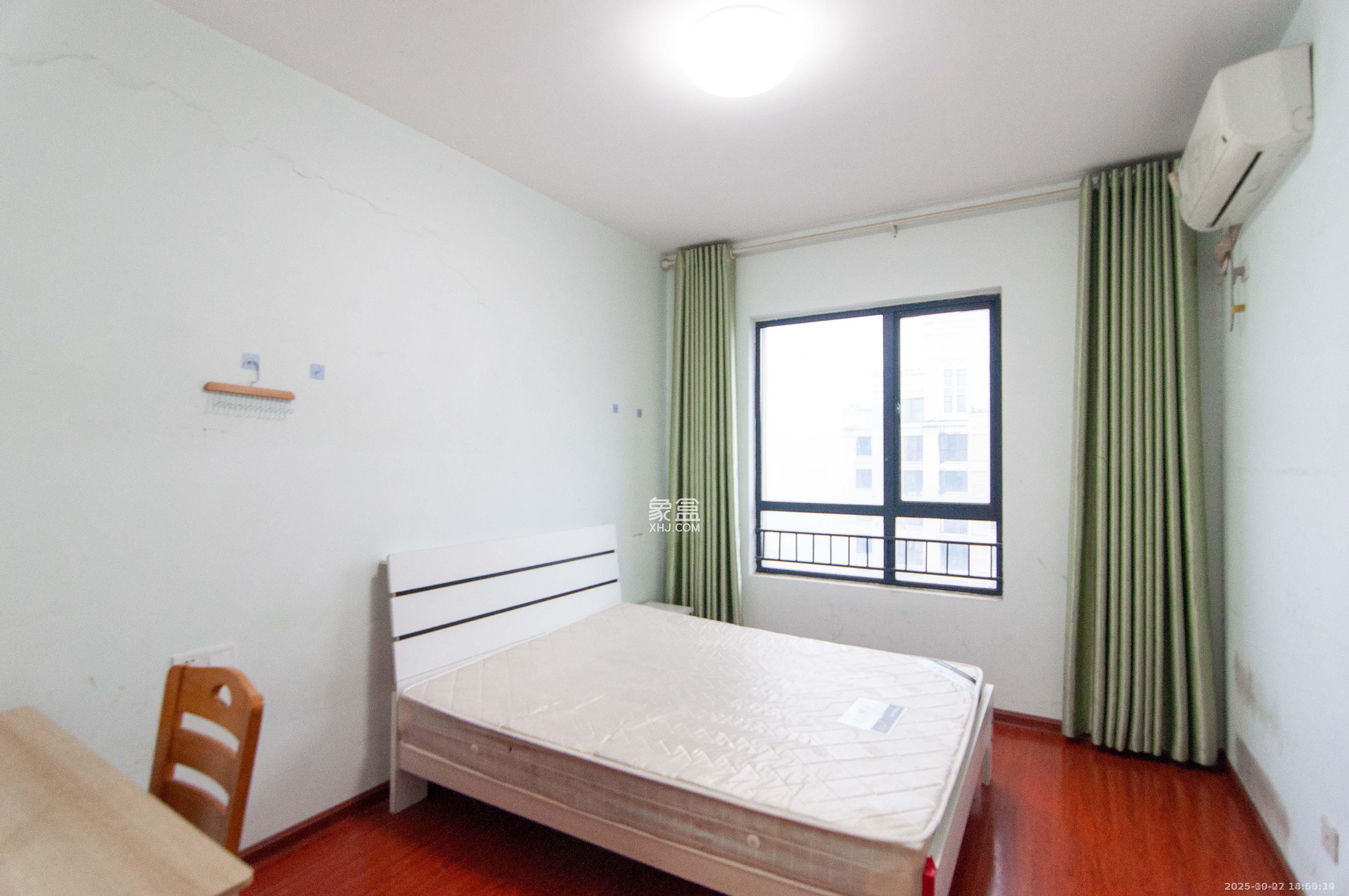 中海梅溪湖壹号 3室2厅1卫 2600.0元/月 中海梅溪湖壹号 3室2厅1卫 2600.0元/月室内图