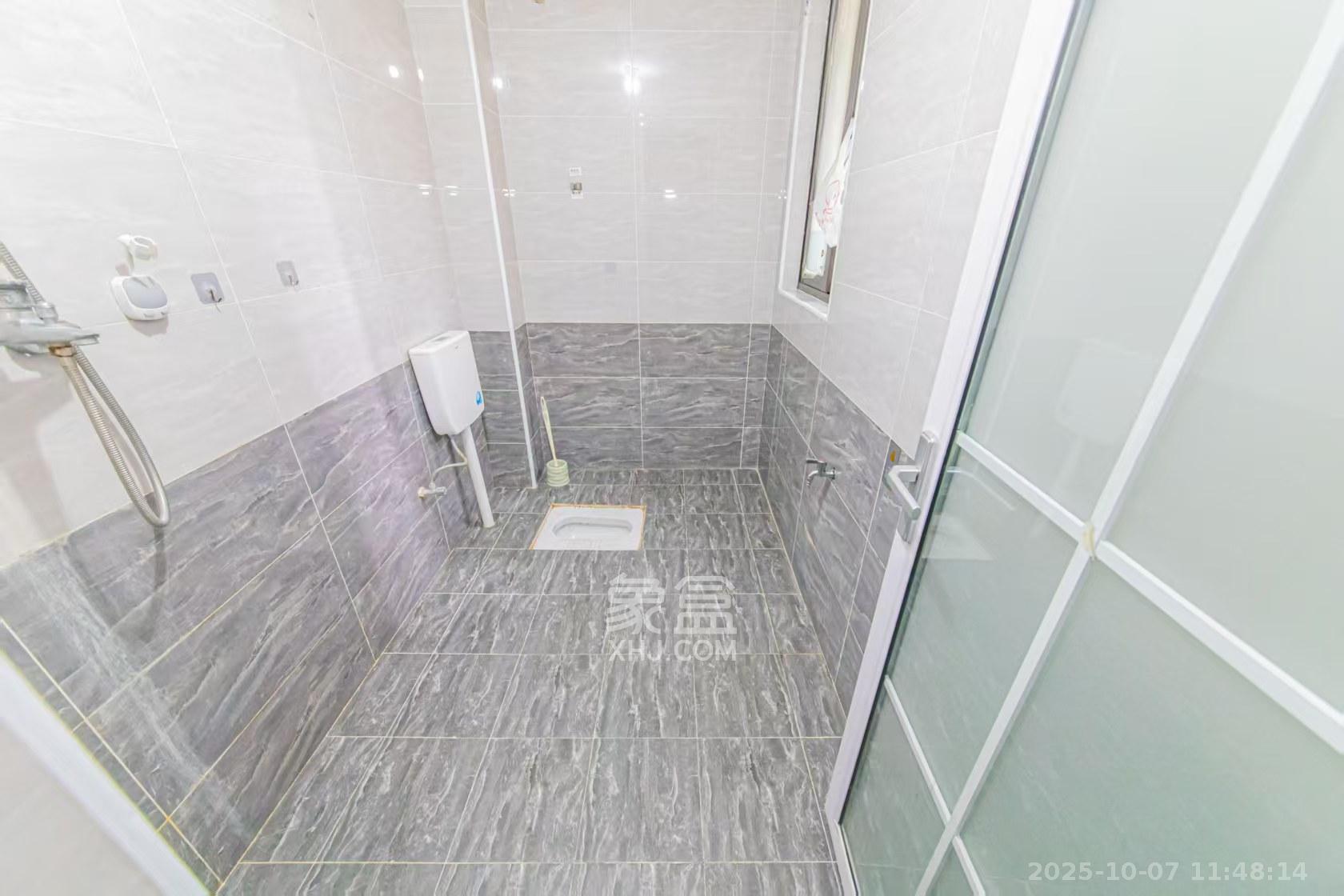 鑫远悦城(鑫远悦时代) 3室2厅1卫 1800.0元/月 鑫远悦城(鑫远悦时代) 3室2厅1卫 1800.0元/月室内图