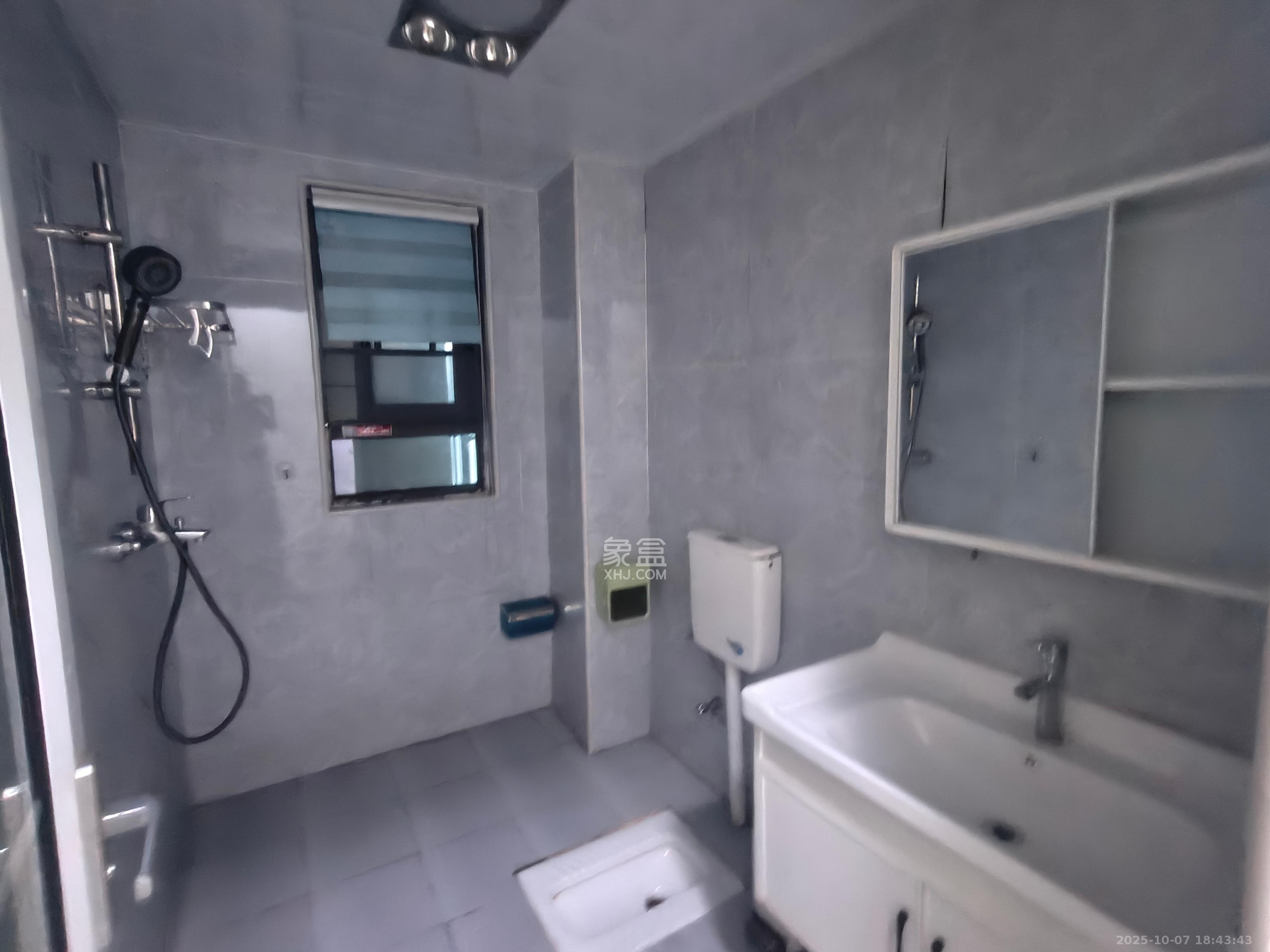 佳兆业云顶梅溪湖（佳兆业梅溪荟）  3室2厅2卫    2600.0元/月室内图