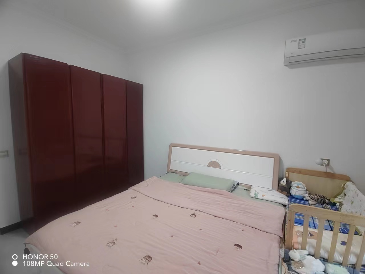 市人大政协机关大院住宅区(老市委) 3室1厅1卫 1350.0元/月 市人大政协机关大院住宅区(老市委) 3室1厅1卫 1350.0元/月室内图