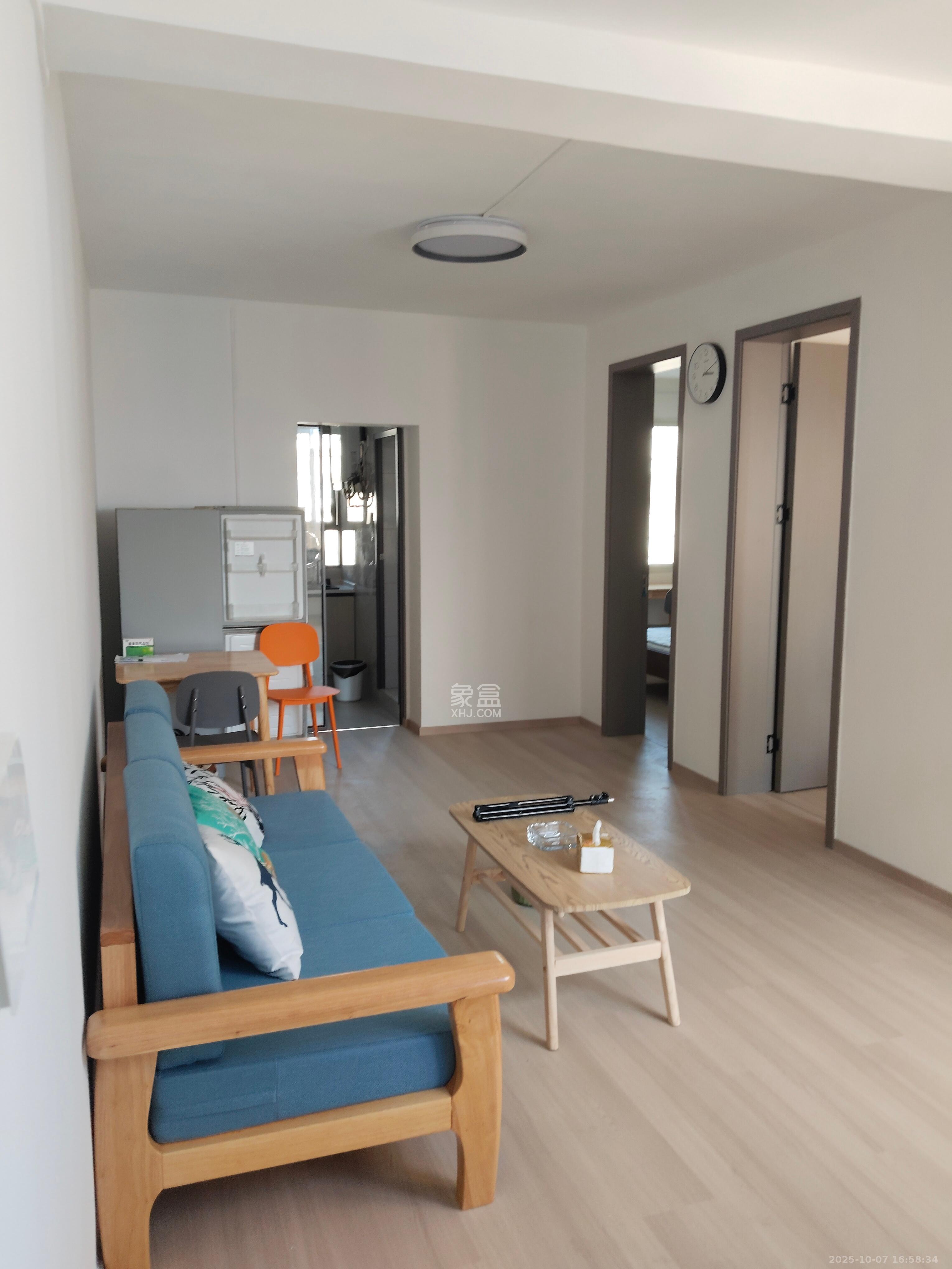 凤凰台巷散盘  2室1厅1卫    2200.0元/月 凤凰台巷散盘  2室1厅1卫    2200.0元/月室内图