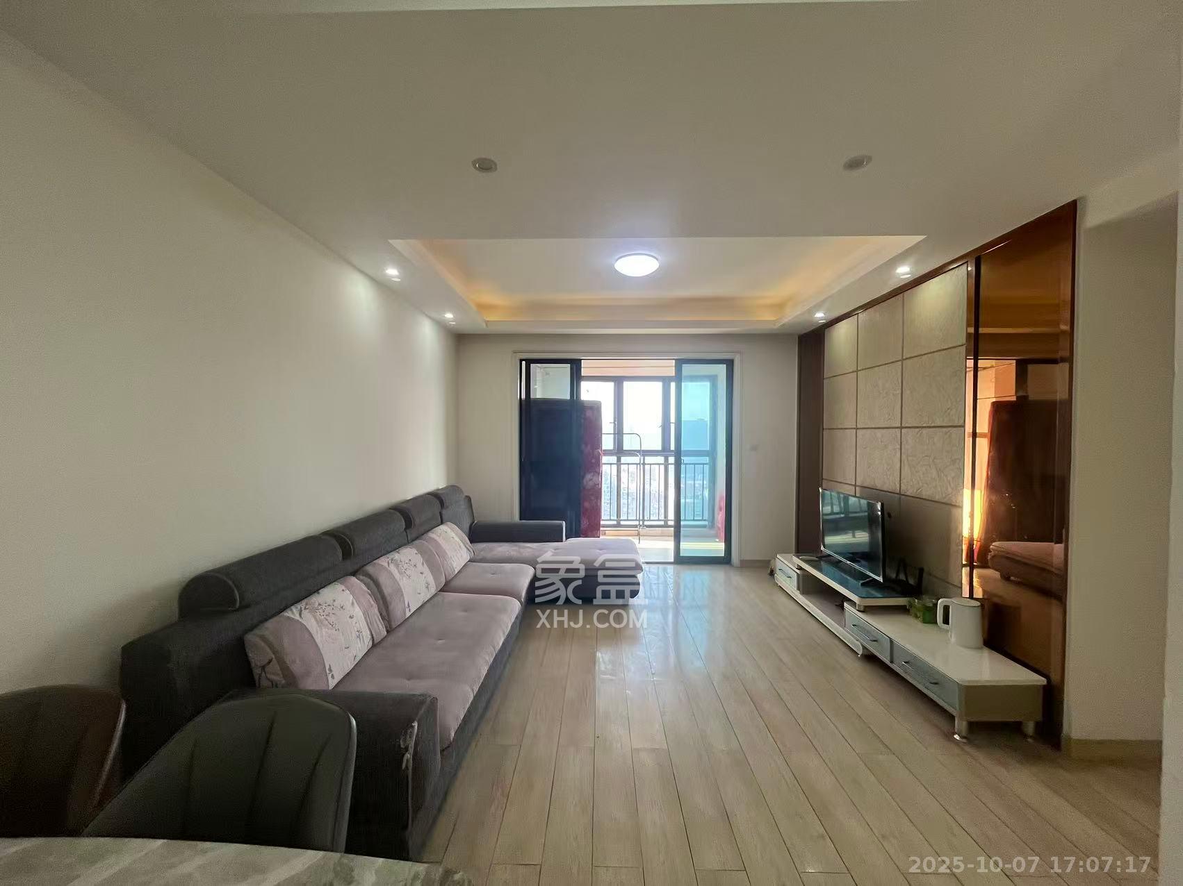 五江天街北区  3室2厅2卫    2300.0元/月 五江天街北区  3室2厅2卫    2300.0元/月