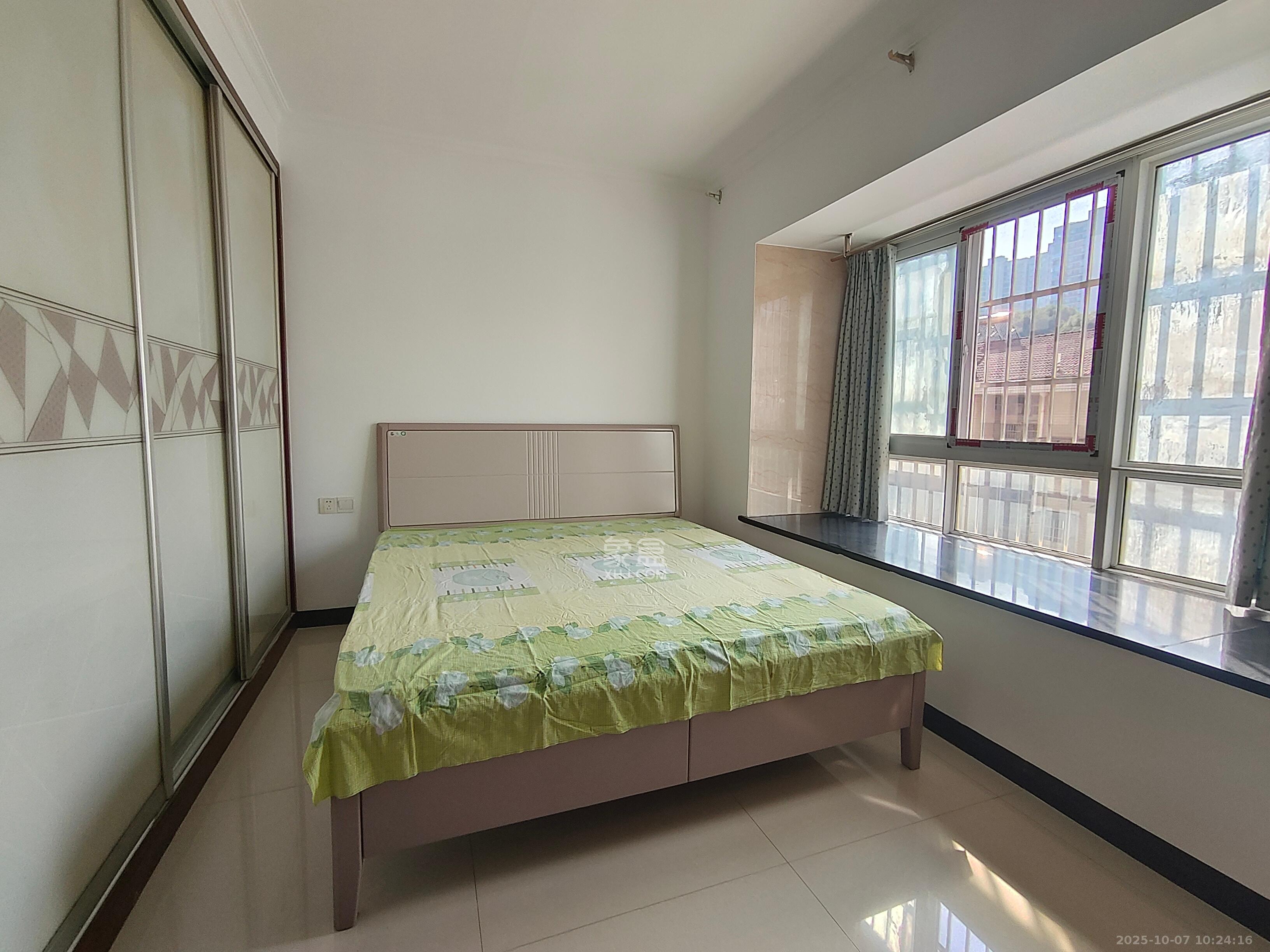 金石蓉园 1室1厅1卫 1400.0元/月 金石蓉园 1室1厅1卫 1400.0元/月室内图