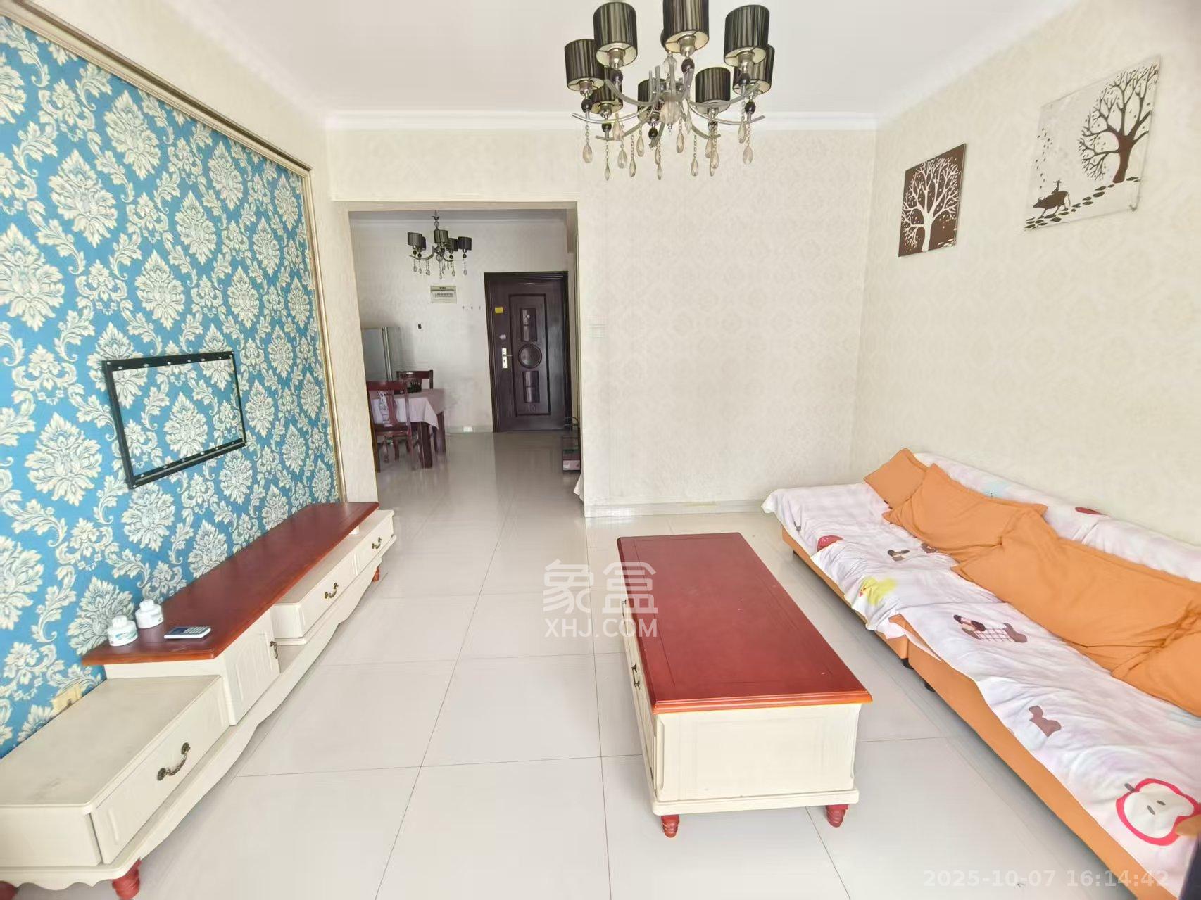 湘腾城市广场  2室2厅1卫    2300.0元/月室内图