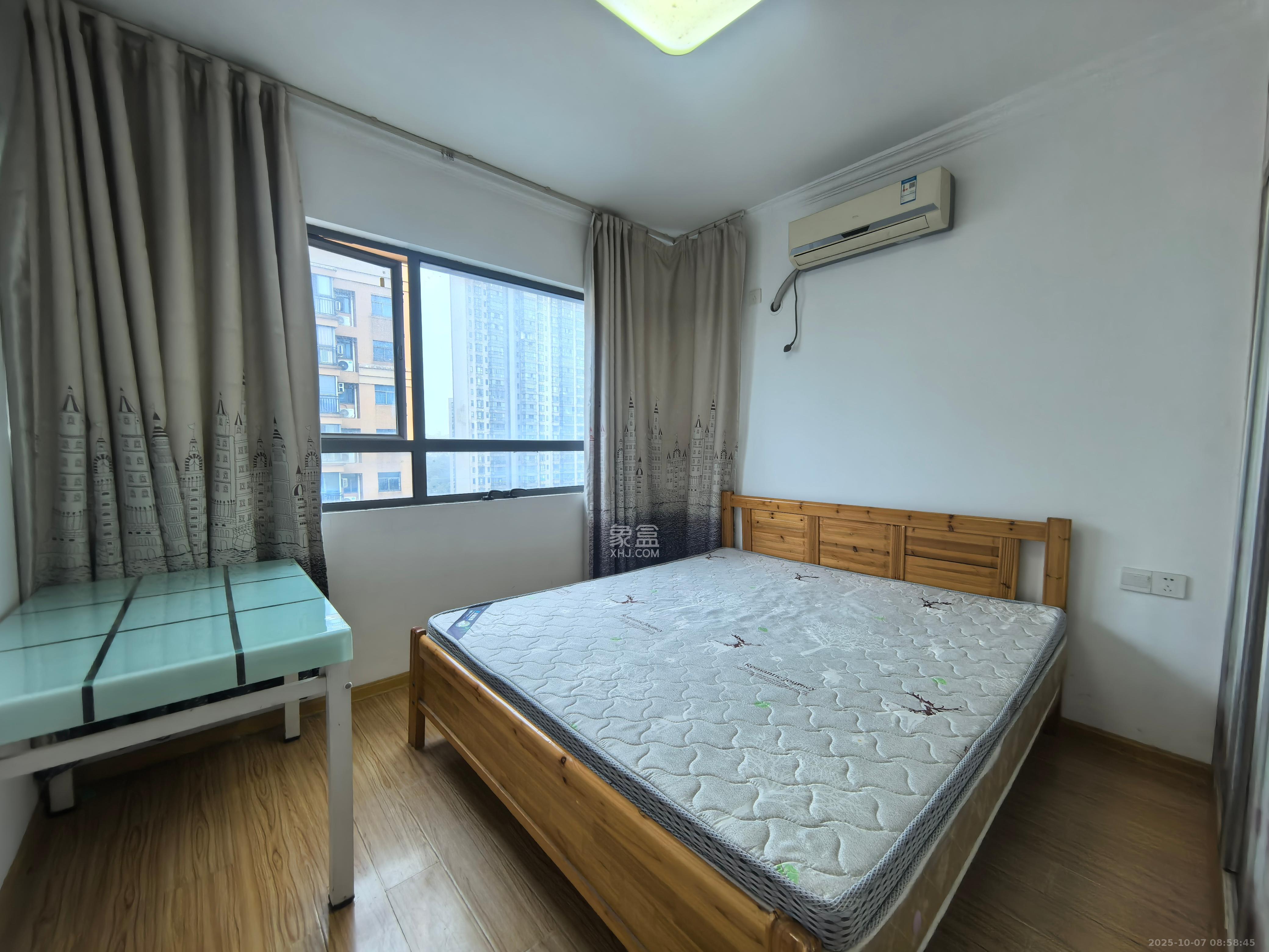 杜鹃文苑  2室2厅1卫    1800.0元/月 杜鹃文苑  2室2厅1卫    1800.0元/月室内图