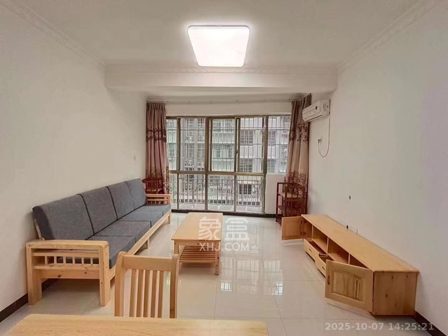 黄鹤小区3片 2室1厅1卫 1600.0元/月 黄鹤小区3片 2室1厅1卫 1600.0元/月室内图