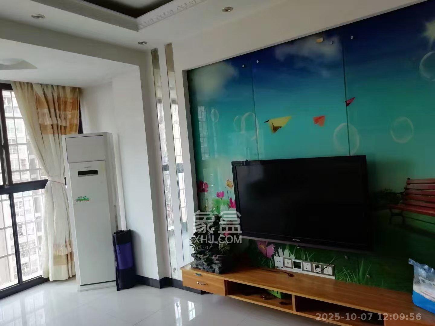 洋湖景园  3室2厅1卫    2400.0元/月室内图