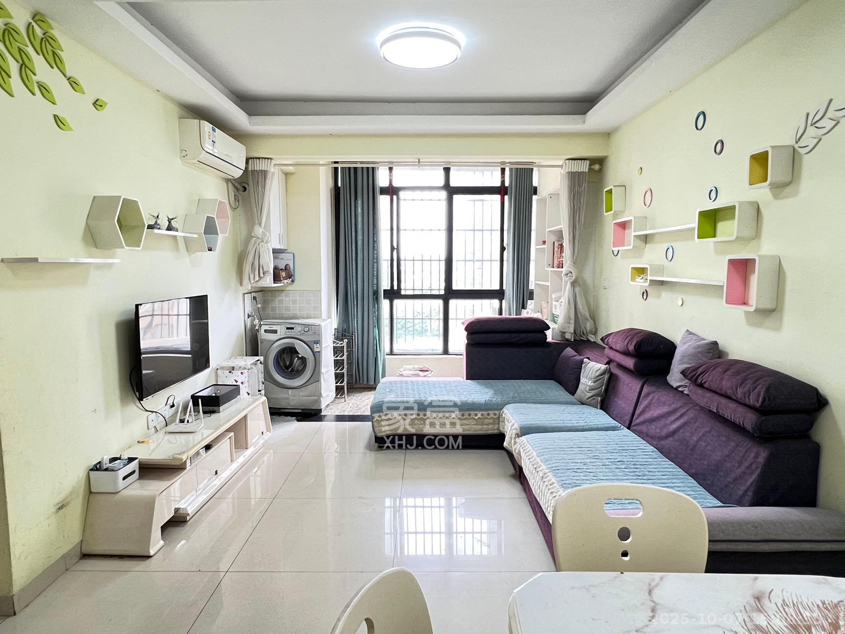 万科魅力之城  2室2厅1卫    2000.0元/月室内图