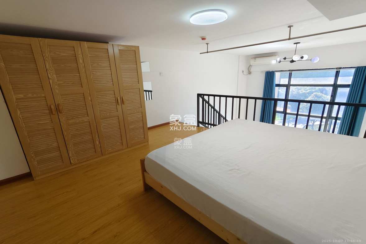 荣盛花语书苑  1室1厅1卫    1850.0元/月 荣盛花语书苑  1室1厅1卫    1850.0元/月室内图