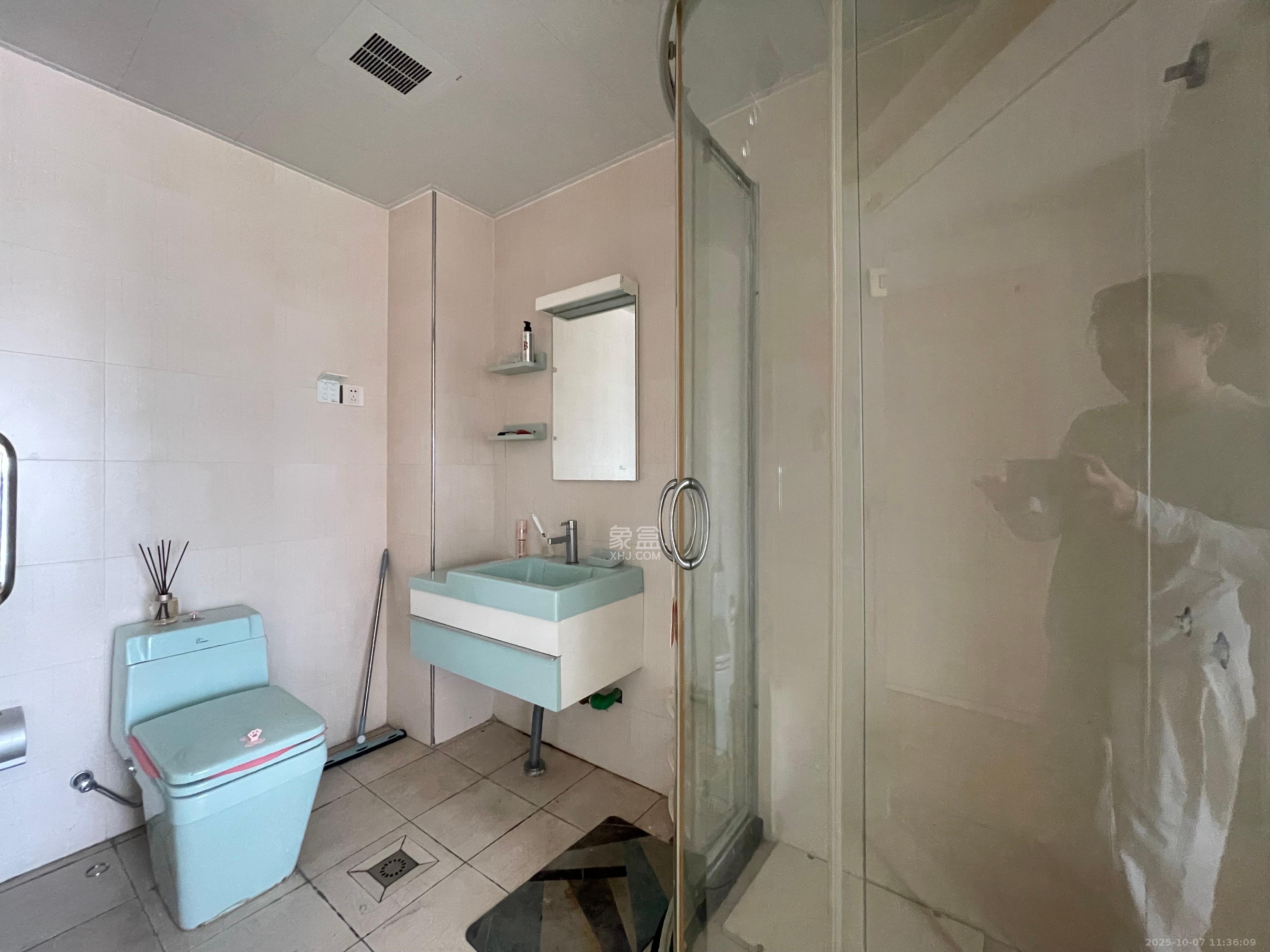 观湖苑(长沙映像) 3室2厅2卫 2800.0元/月 观湖苑(长沙映像) 3室2厅2卫 2800.0元/月室内图