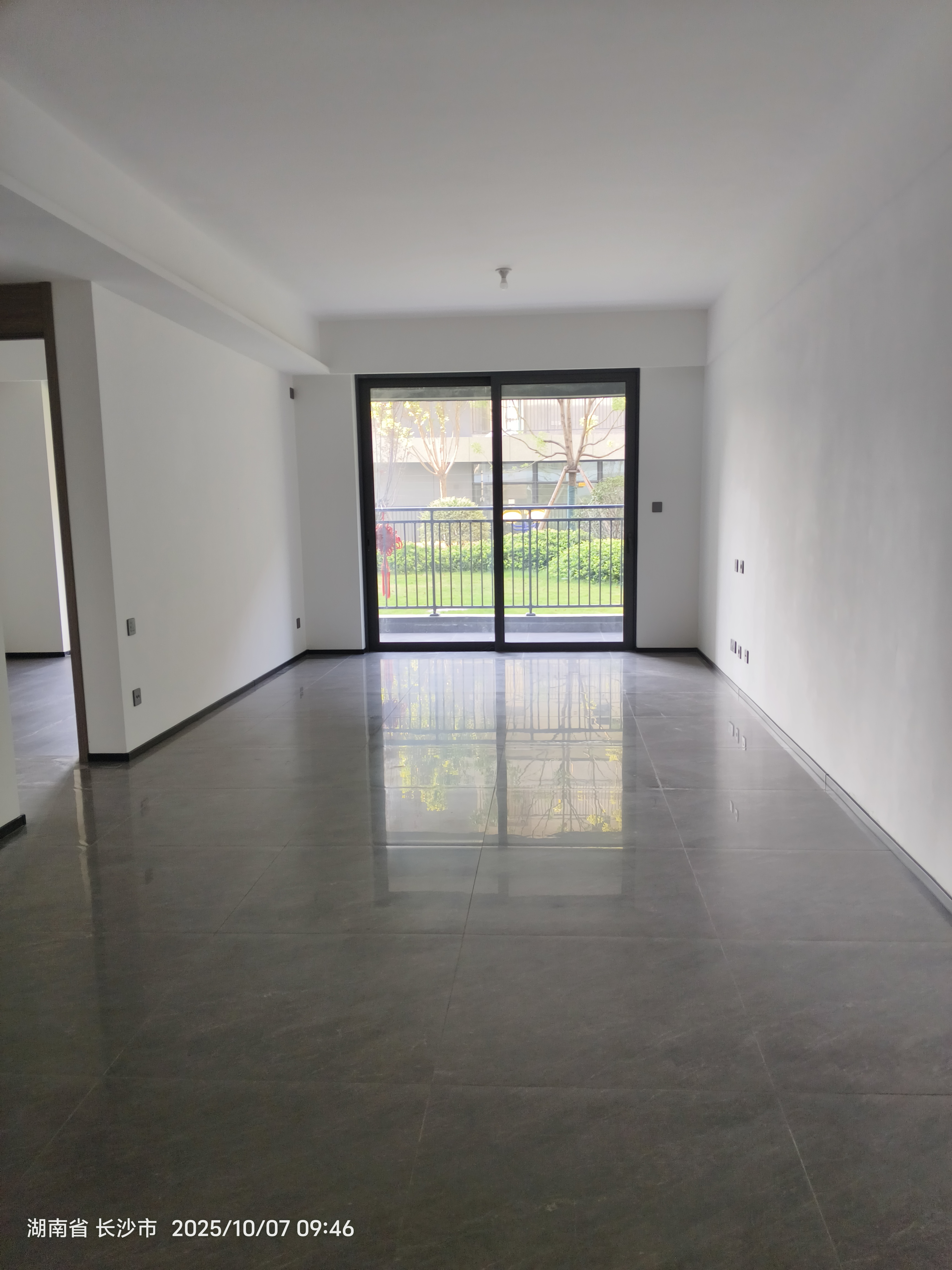 万科松湖天地  4室2厅2卫    4500.0元/月户型图