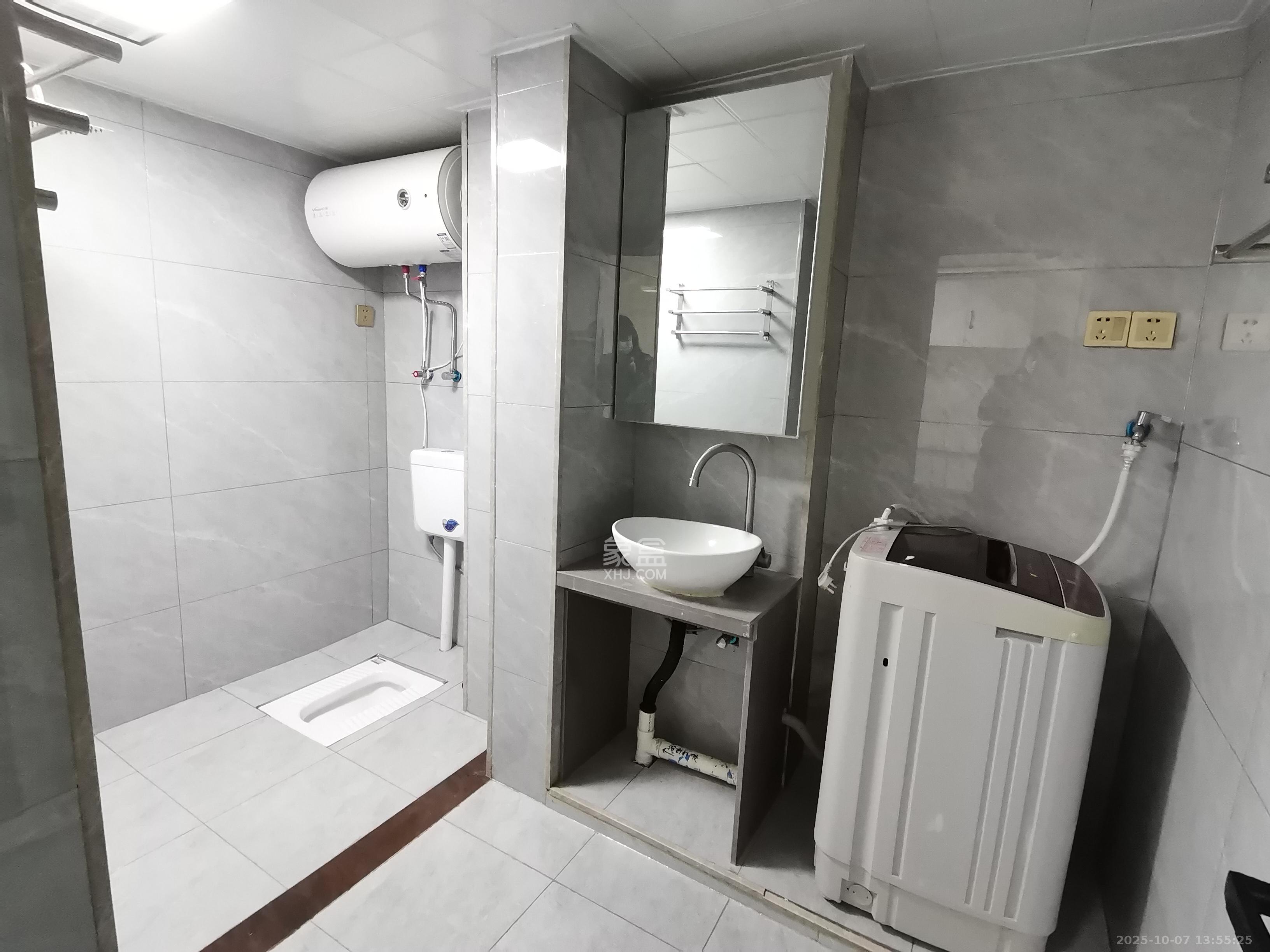 润和滨江府  2室1厅1卫    1700.0元/月 润和滨江府  2室1厅1卫    1700.0元/月室内图