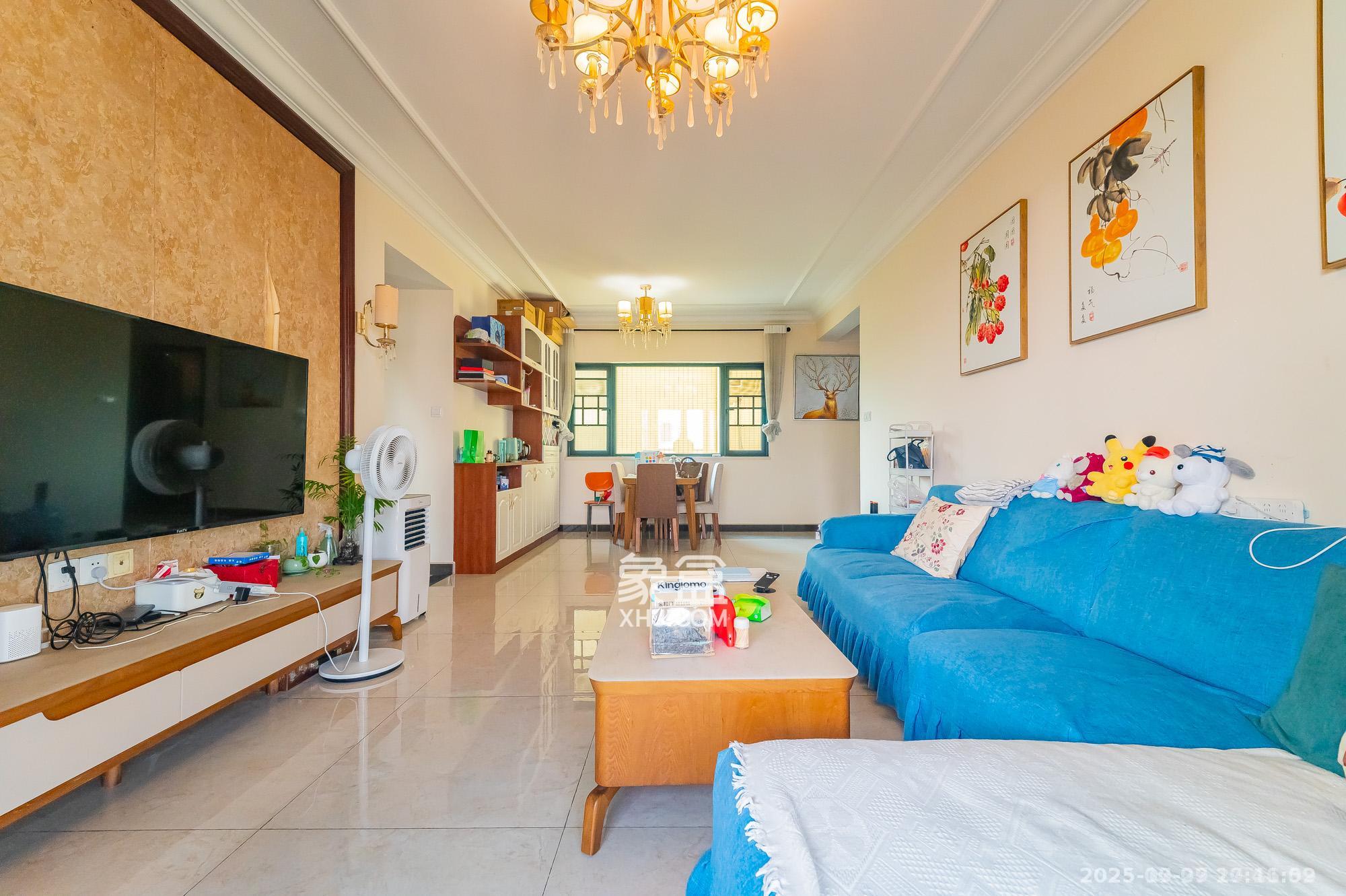 恒大翡翠华庭  2室2厅1卫    2400.0元/月