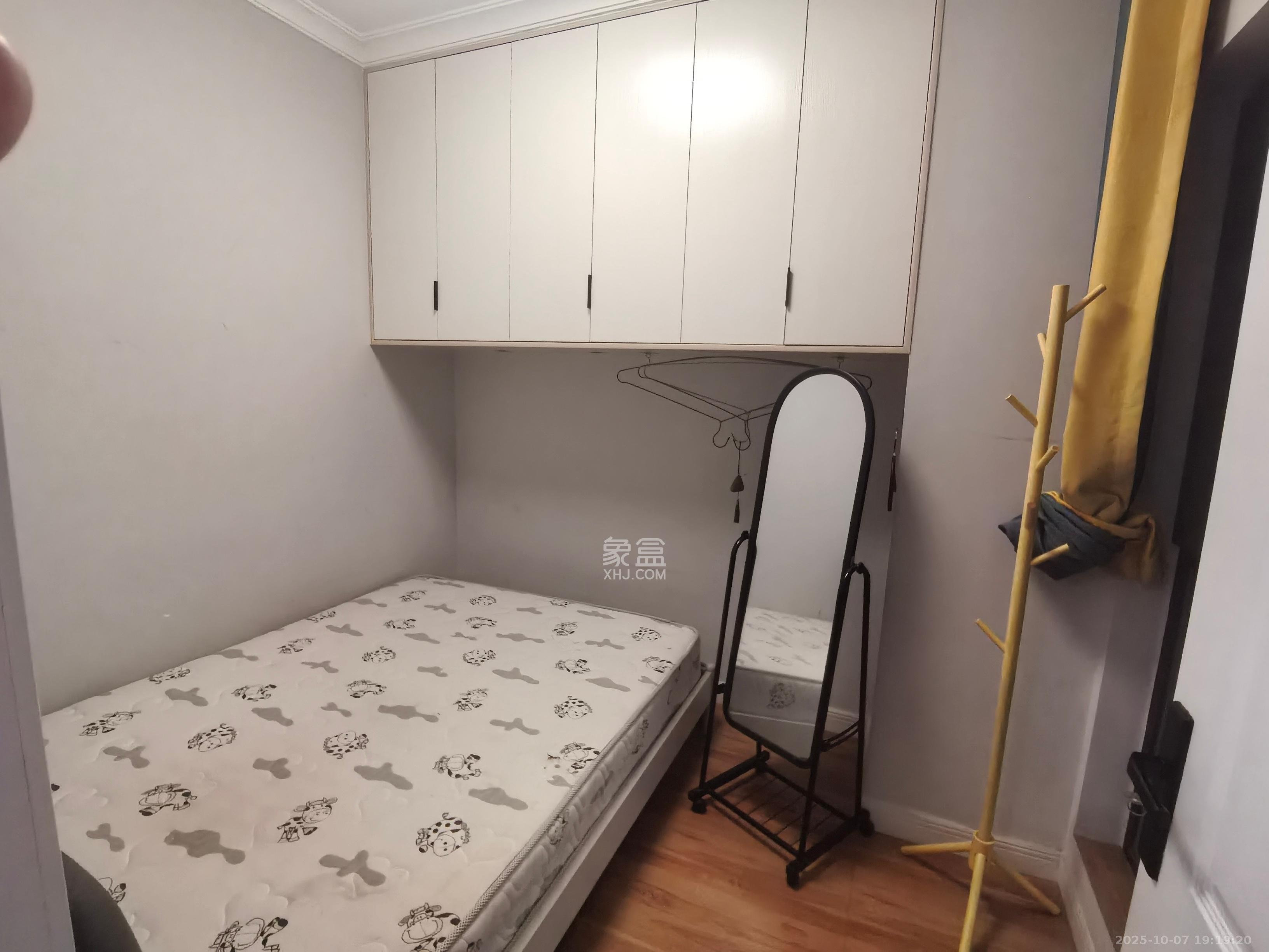 金科时代中心  2室1厅1卫    2000.0元/月室内图