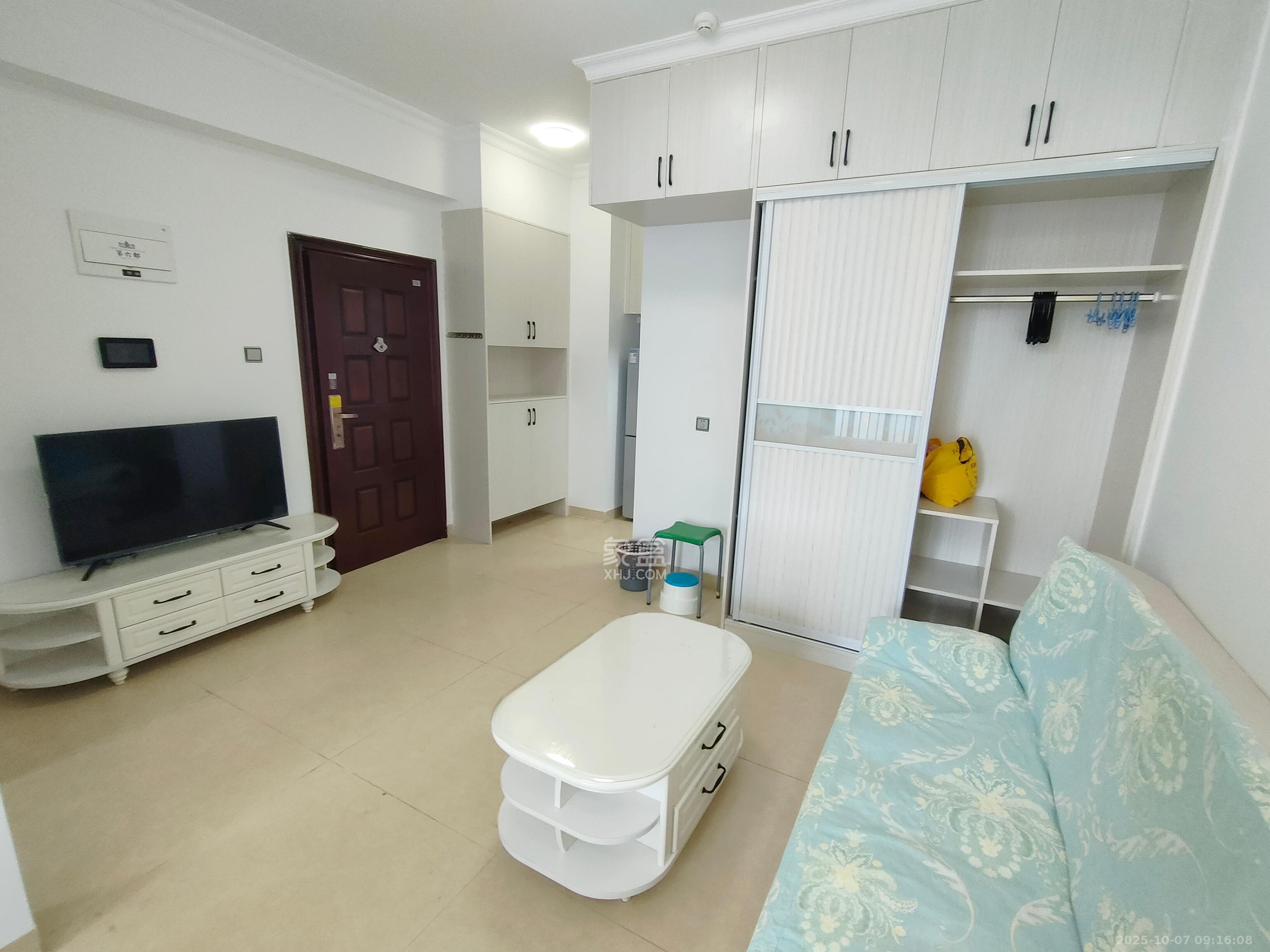 第六都(陆都小区)  1室1厅1卫    2100.0元/月 第六都(陆都小区)  1室1厅1卫    2100.0元/月室内图