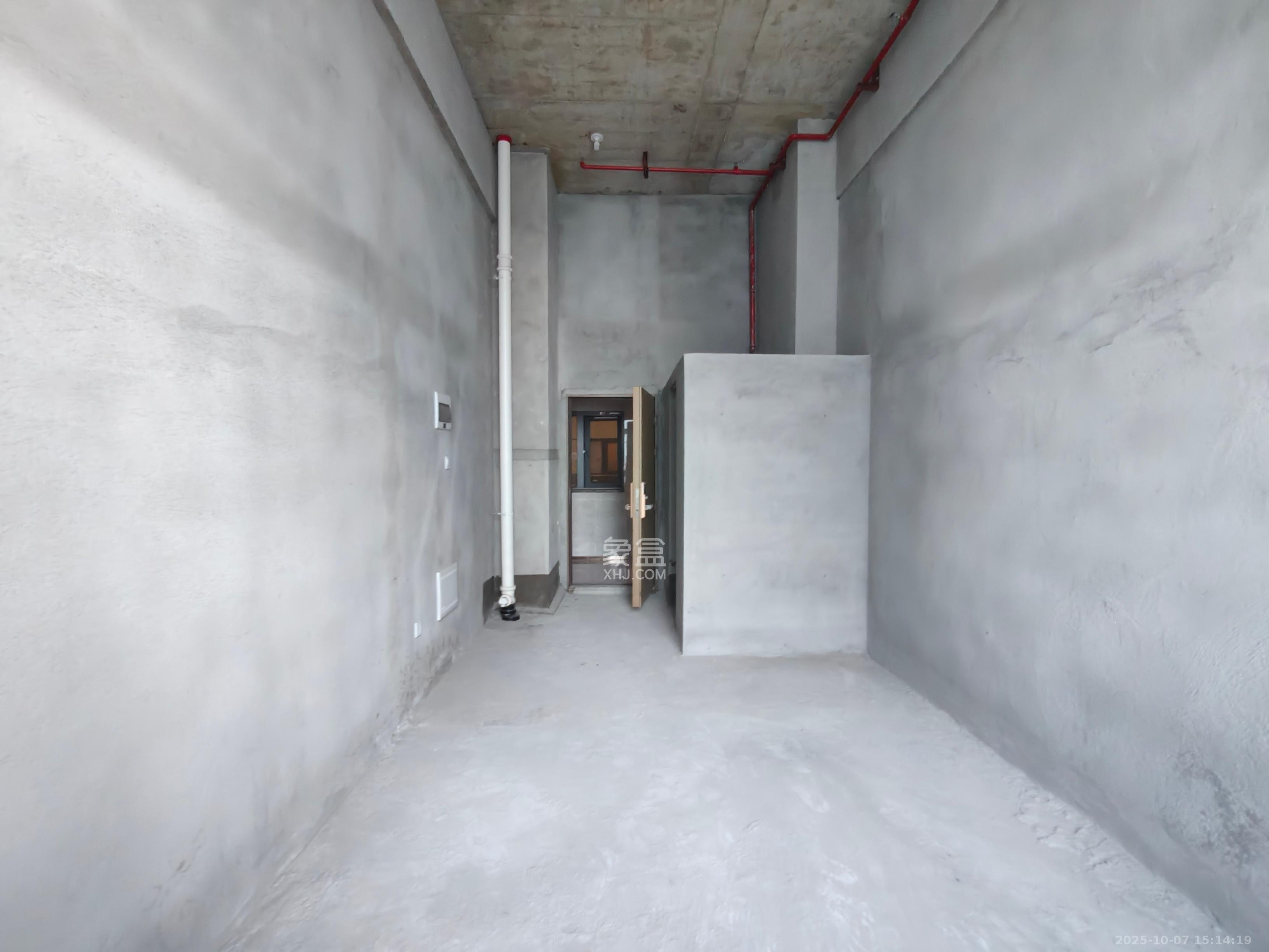 福晟翡翠湾  2室1厅1卫    2200.0元/月 福晟翡翠湾  2室1厅1卫    2200.0元/月