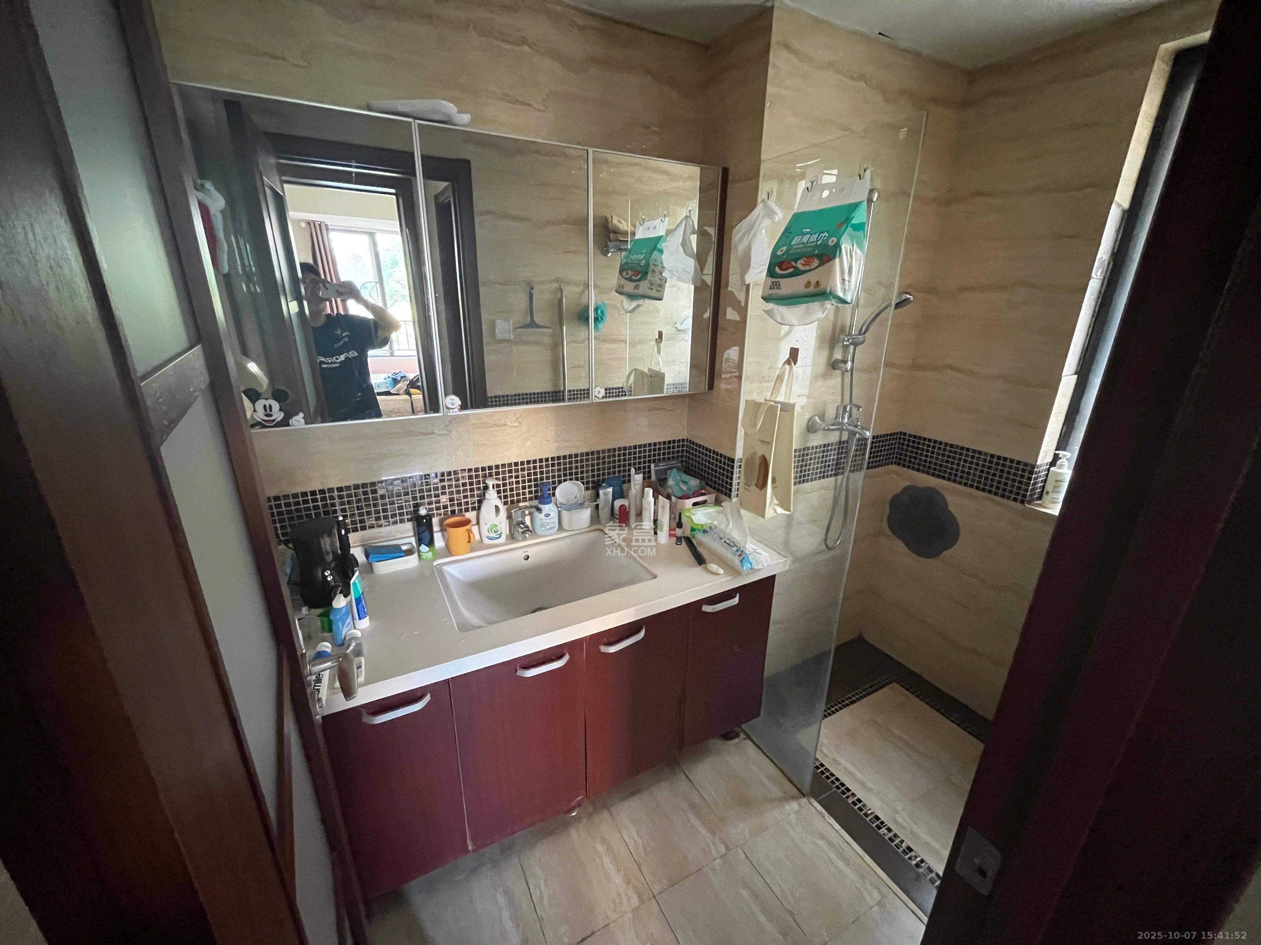 万科金域华府一期  3室2厅1卫    2500.0元/月室内图