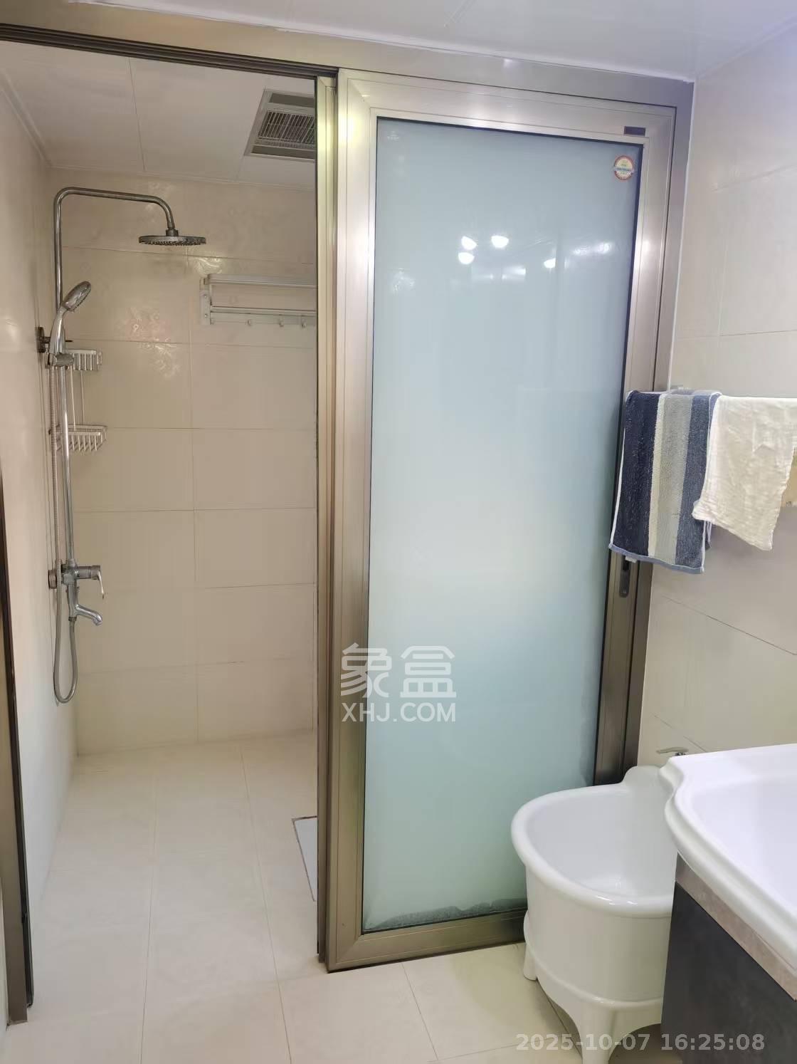 东玺门  3室2厅1卫    3200.0元/月室内图