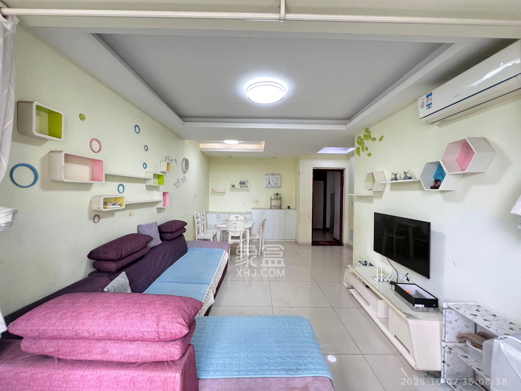 万科魅力之城  2室2厅1卫    2000.0元/月室内图