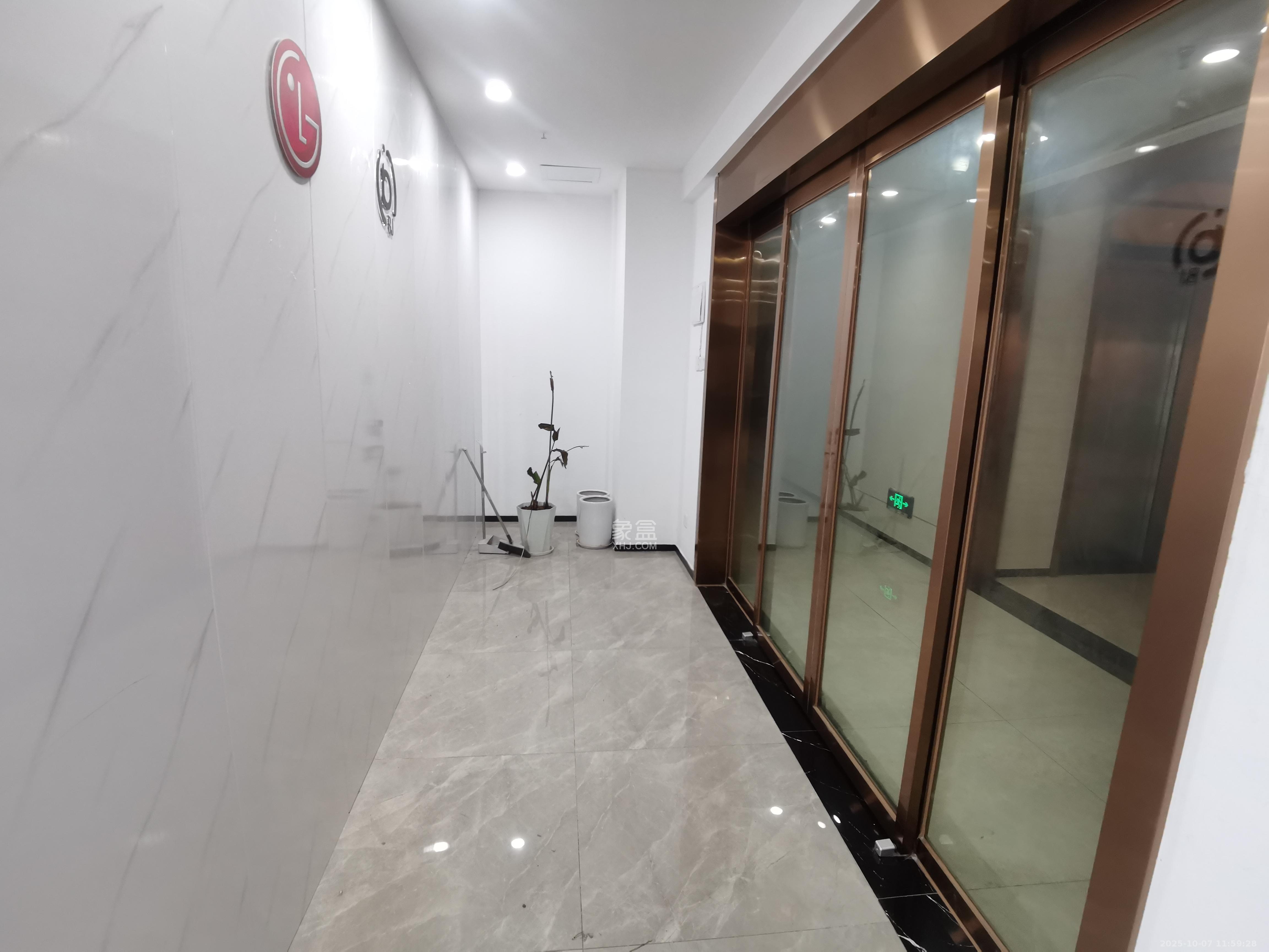 长城万悦汇 1室1厅0卫 4900.0元/月 长城万悦汇 1室1厅0卫 4900.0元/月室内图