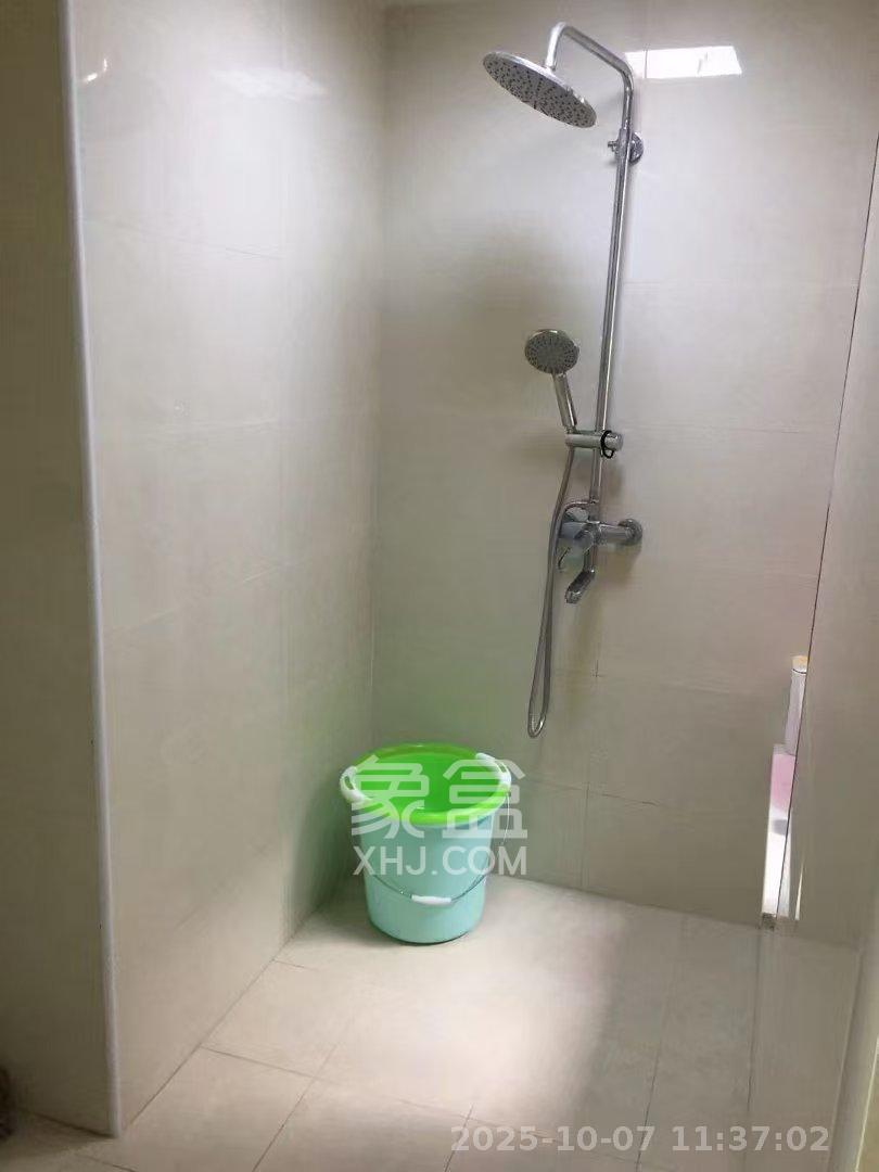 中信文化广场(中信新城二期) 2室1厅1卫 1600.0元/月 中信文化广场(中信新城二期) 2室1厅1卫 1600.0元/月室内图