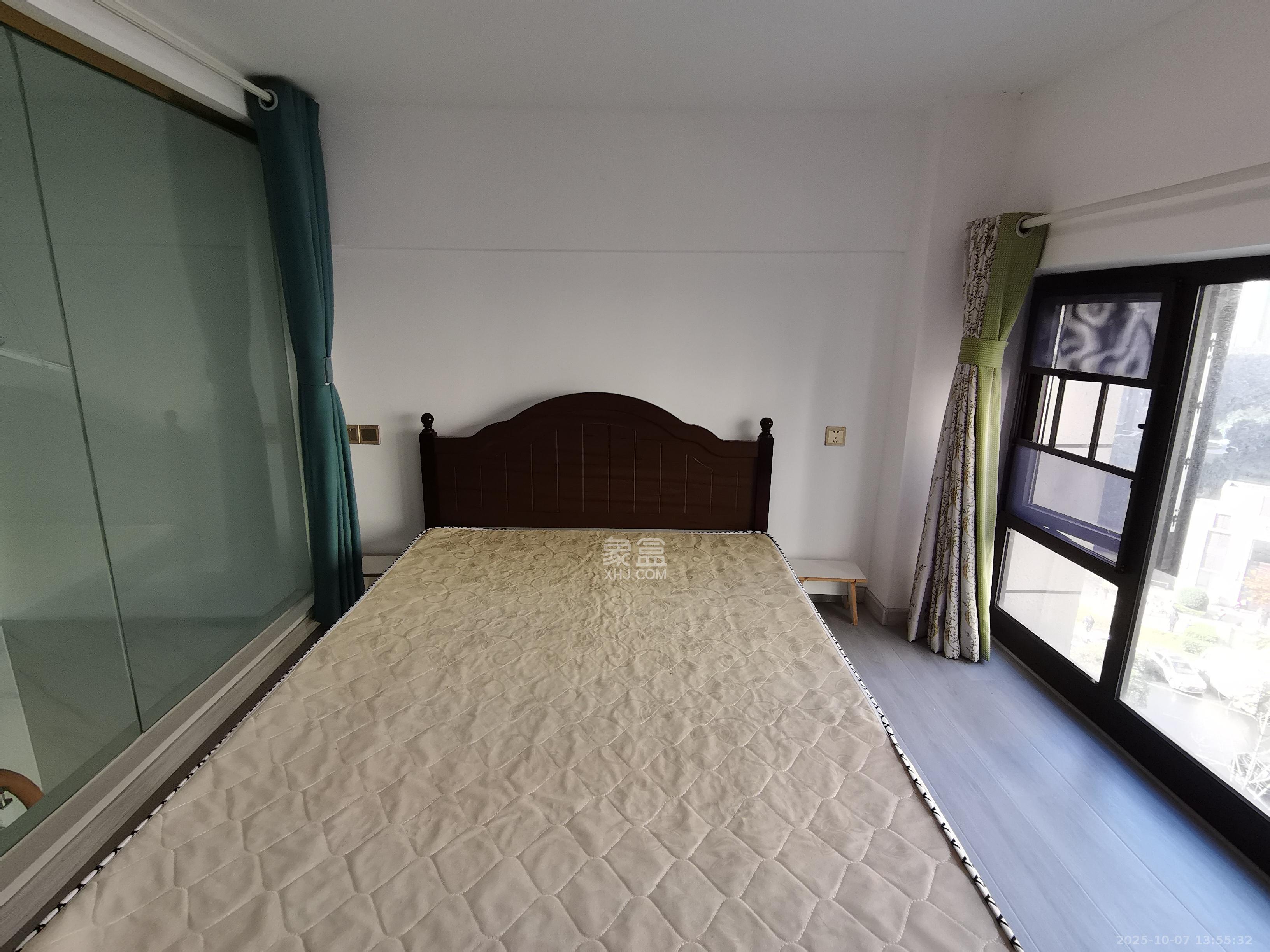 润和滨江府  2室1厅1卫    1700.0元/月 润和滨江府  2室1厅1卫    1700.0元/月室内图