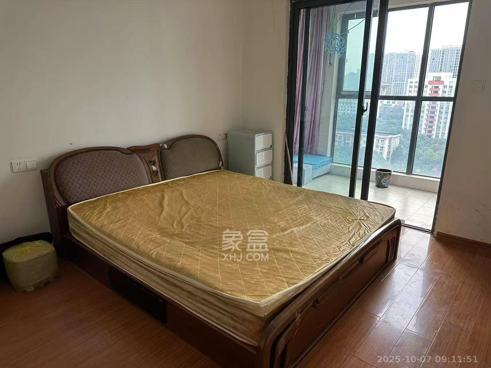 荣盛花语书苑  2室1厅1卫    2100.0元/月室内图