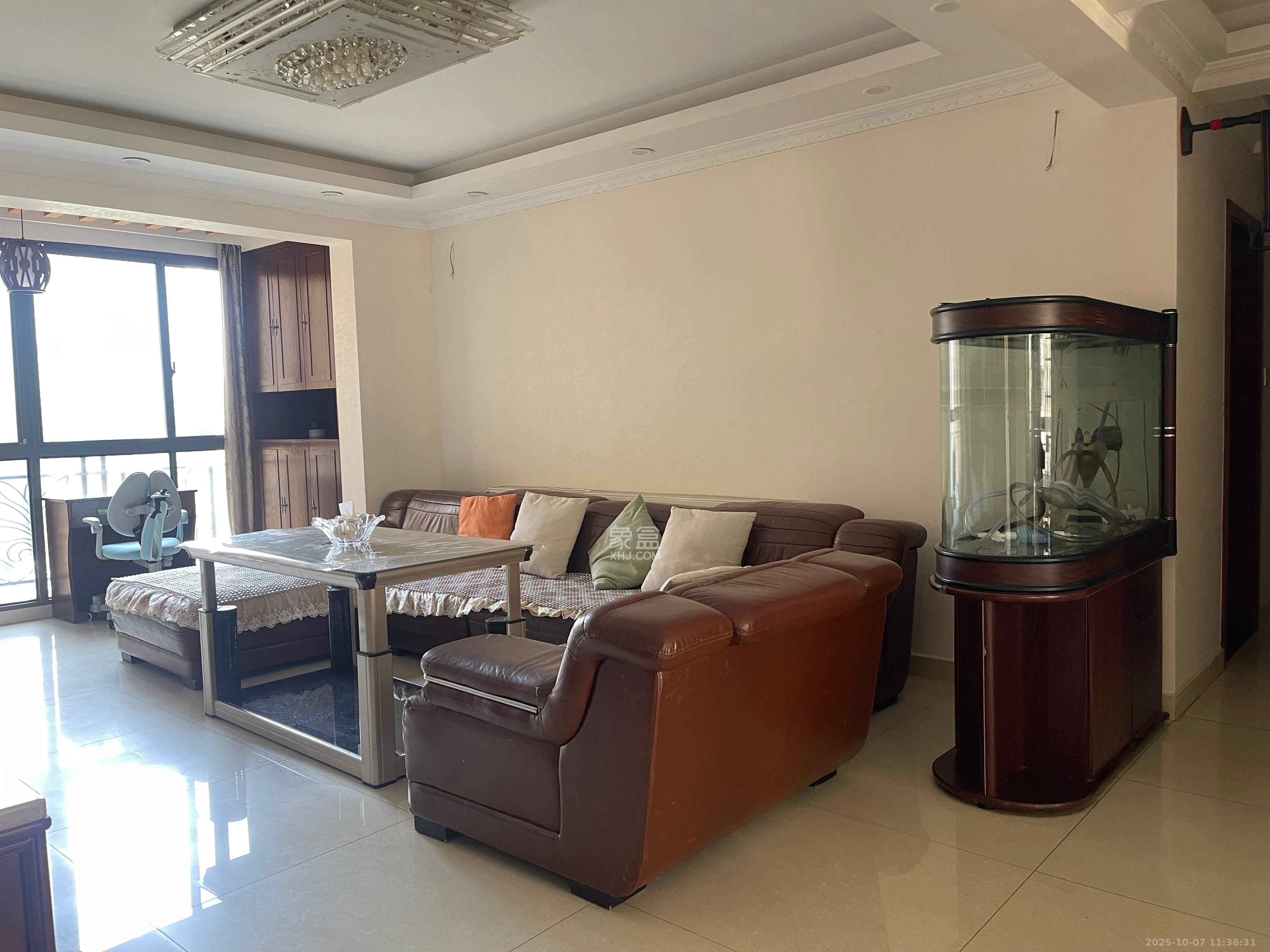 宏聚地中海 3室2厅2卫 2600.0元/月 宏聚地中海 3室2厅2卫 2600.0元/月室内图