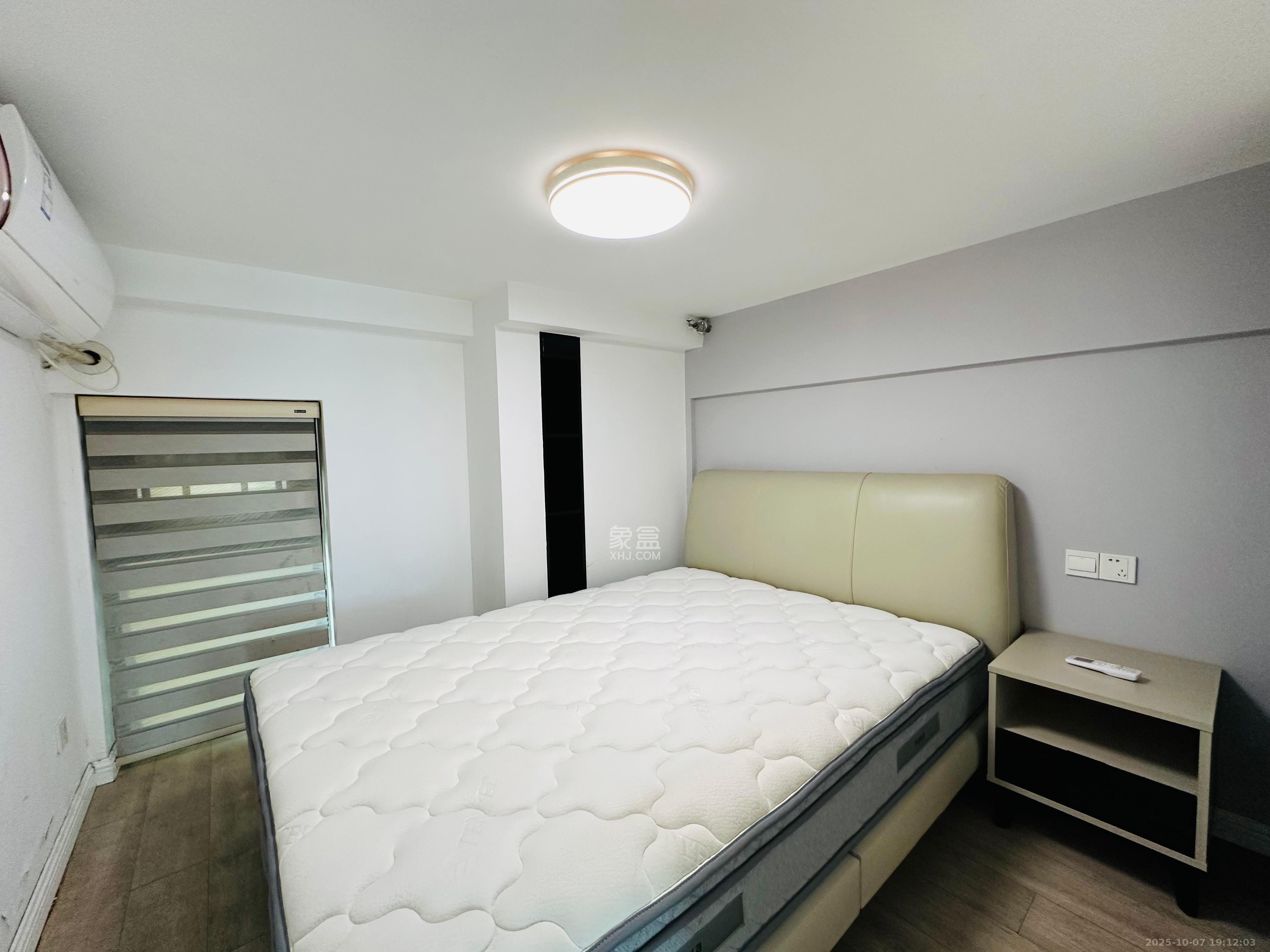 达美溪湖湾 2室2厅1卫 3500.0元/月 达美溪湖湾 2室2厅1卫 3500.0元/月室内图